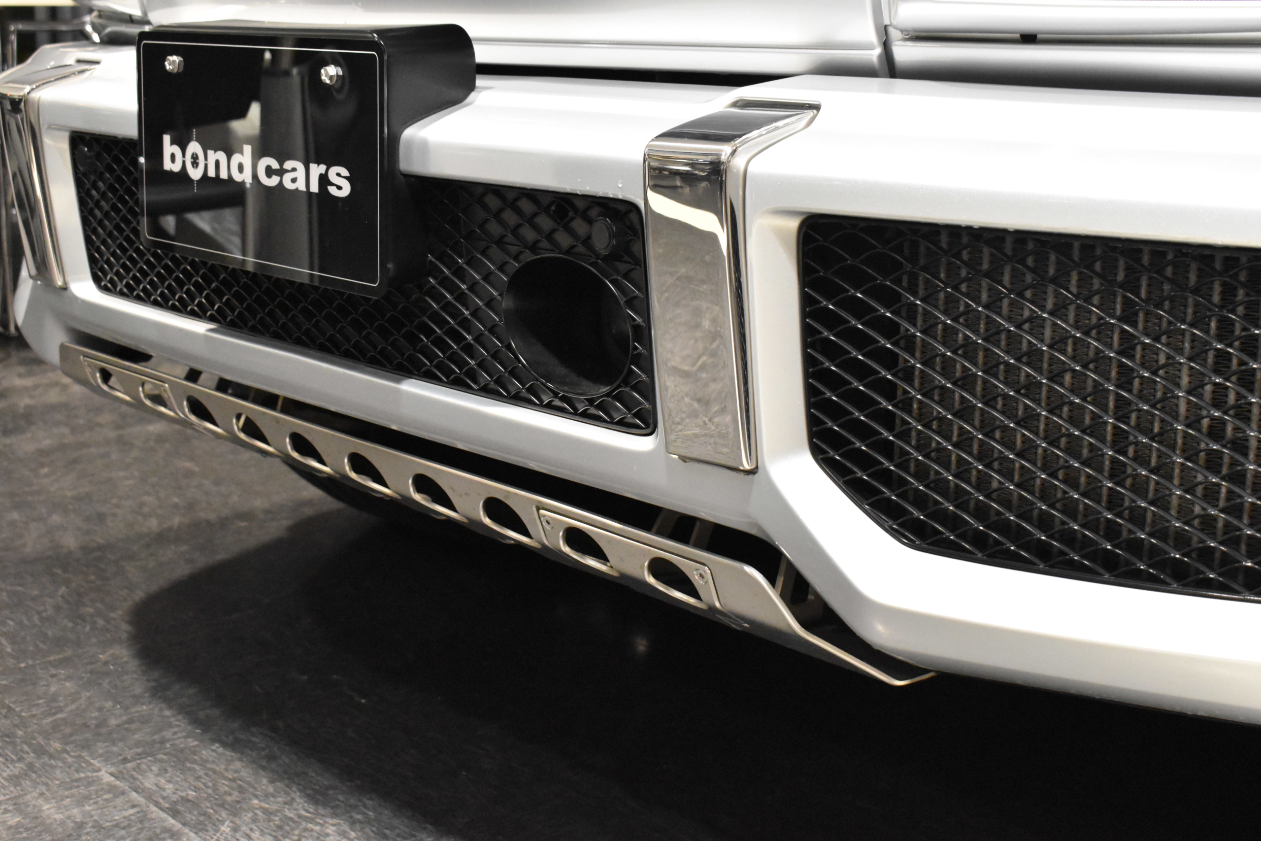 G65 V12エンジン ブラバスマフラー メッキグリル/ホイール IIDサスペンション ED463デカール designoエクスクルーシブインテリアPKG(ダイヤモンドステッチ/designoレザーシート・ダッシュボード