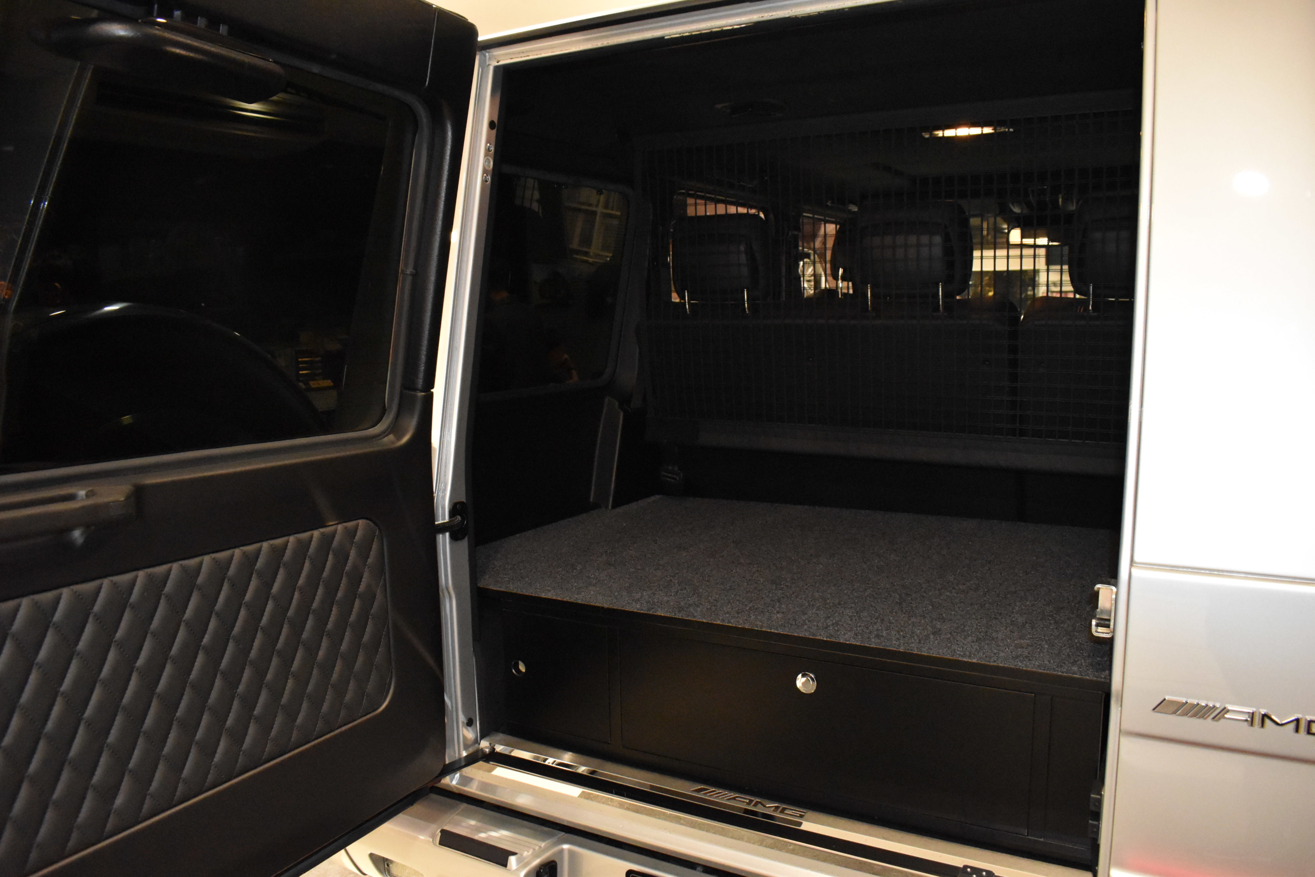 G65 V12エンジン ブラバスマフラー メッキグリル/ホイール IIDサスペンション ED463デカール designoエクスクルーシブインテリアPKG(ダイヤモンドステッチ/designoレザーシート・ダッシュボード