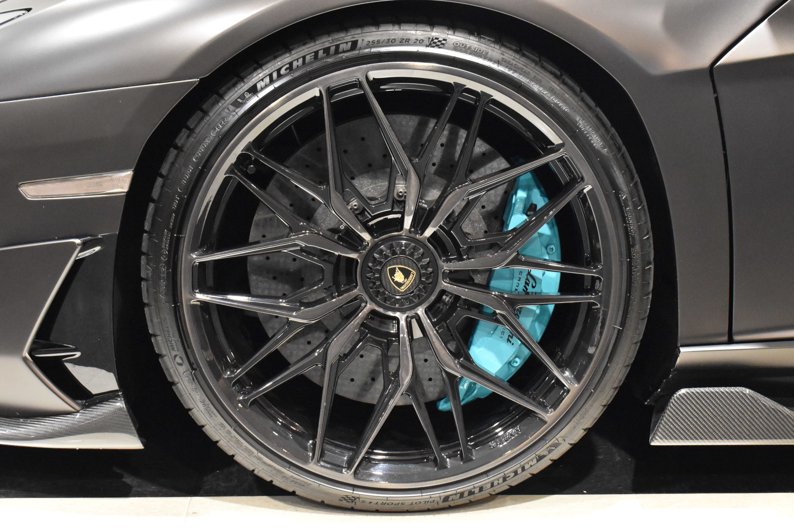 新着入庫車両 ランボルギーニ アヴェンタドール SVJ NOVITEC ANRKY ロベルタカップ ボンドカーズ ボンド大阪 ボンドグループ