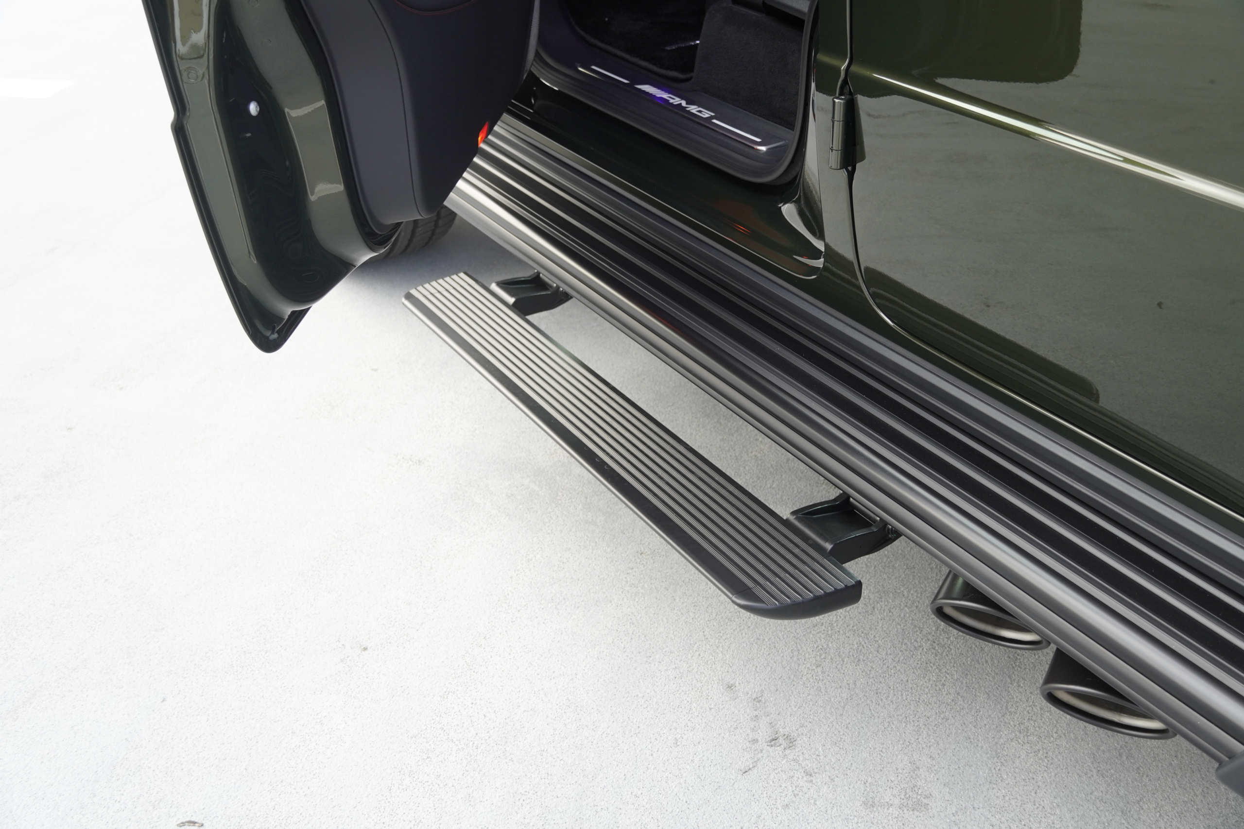 G63 デジーノオリーブグリーン サイドステップ イージークローザー カスタム