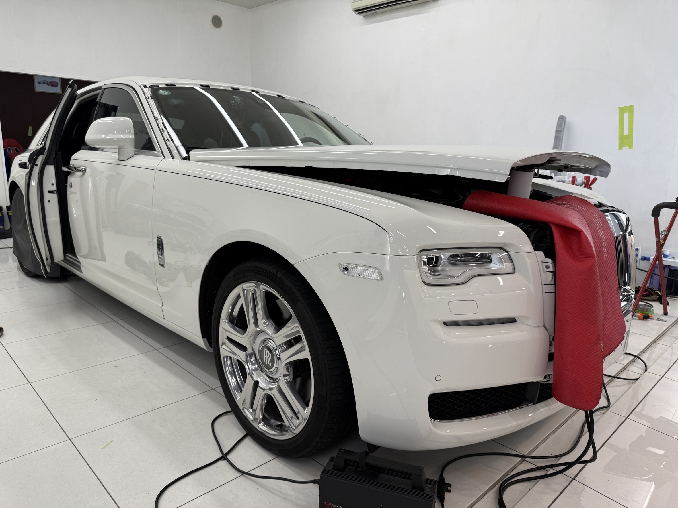 ロールスロイス　ゴースト　イノゼテック　フルラッピング