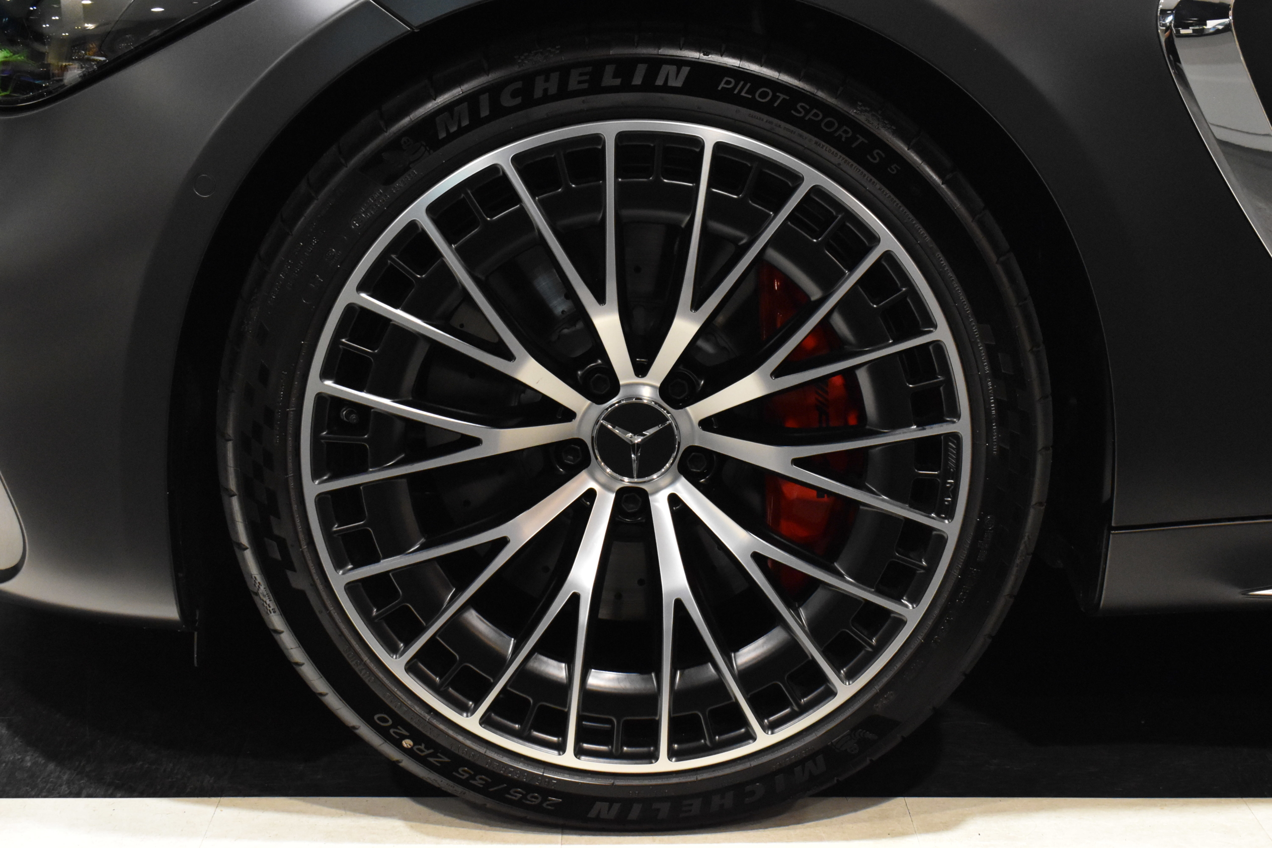 メルセデスベンツ　メルセデスAMG　CLE53　カブリオレ　オープンカー　新着入庫車両　ボンド大阪　ボンドカーズ