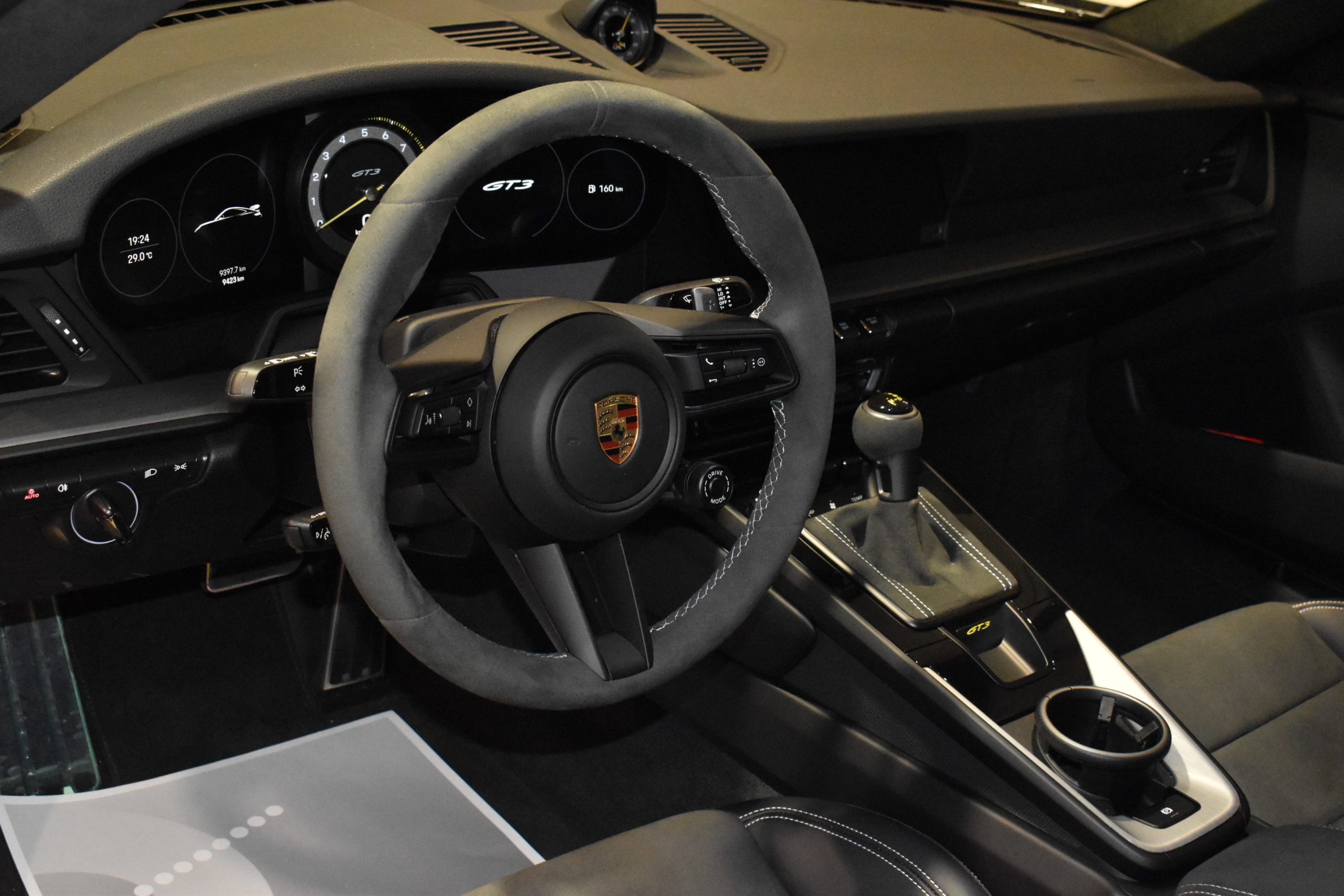 ポルシェ 911 992.1 GT3 新着入庫車両 ボンド大阪 ボンドカーズ ボンドグループ