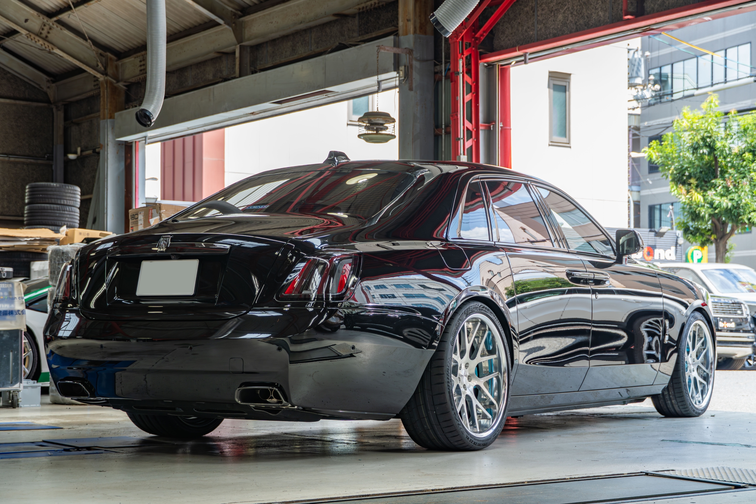 Rolls-Royce GHOST Series2 Black Badge×Hyper Forged HF-C7 ボンド大阪