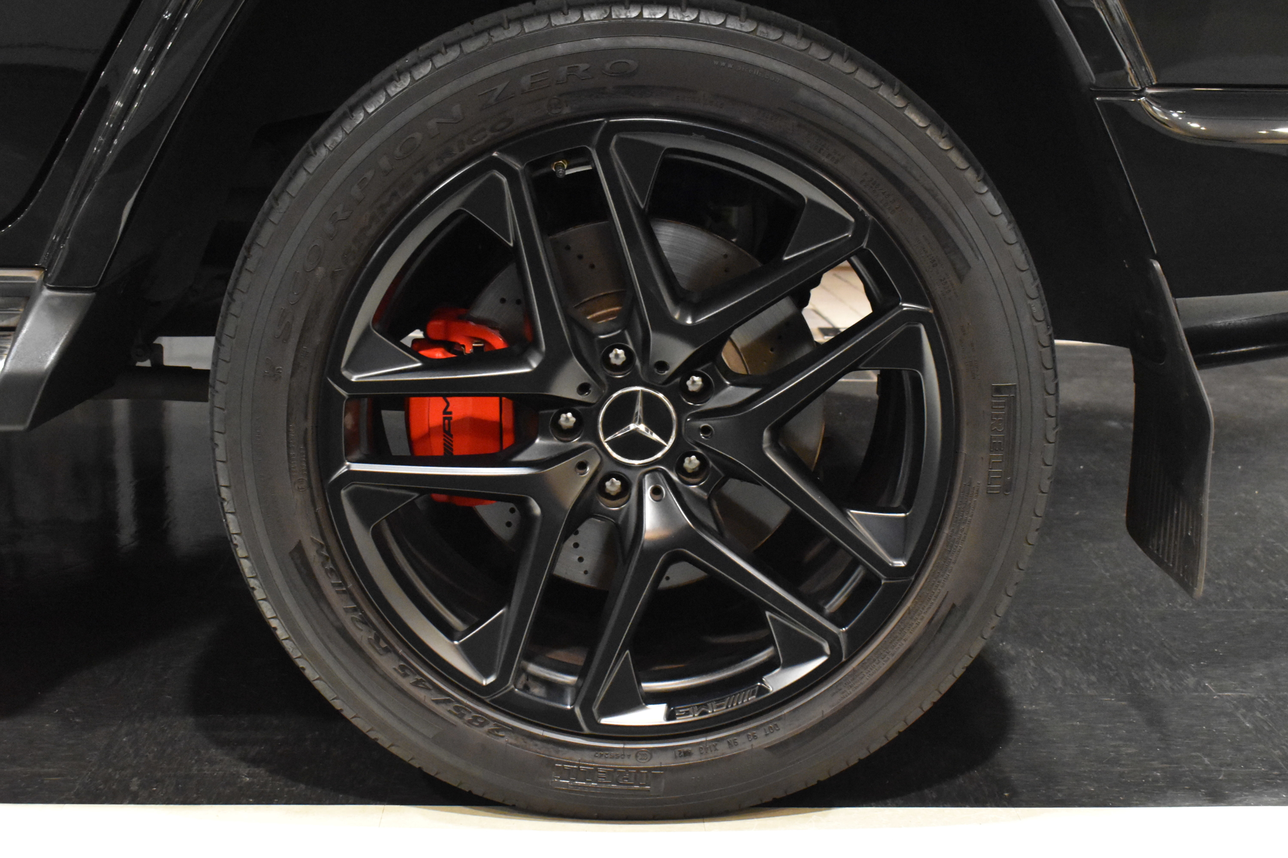 ディーラー車 ワンオーナー 左ハンドル 赤革シート G manufakturプログラムプラス オブシディアンブラック シートヒータープラス/ベンチレーション レーダー&ドラレコ