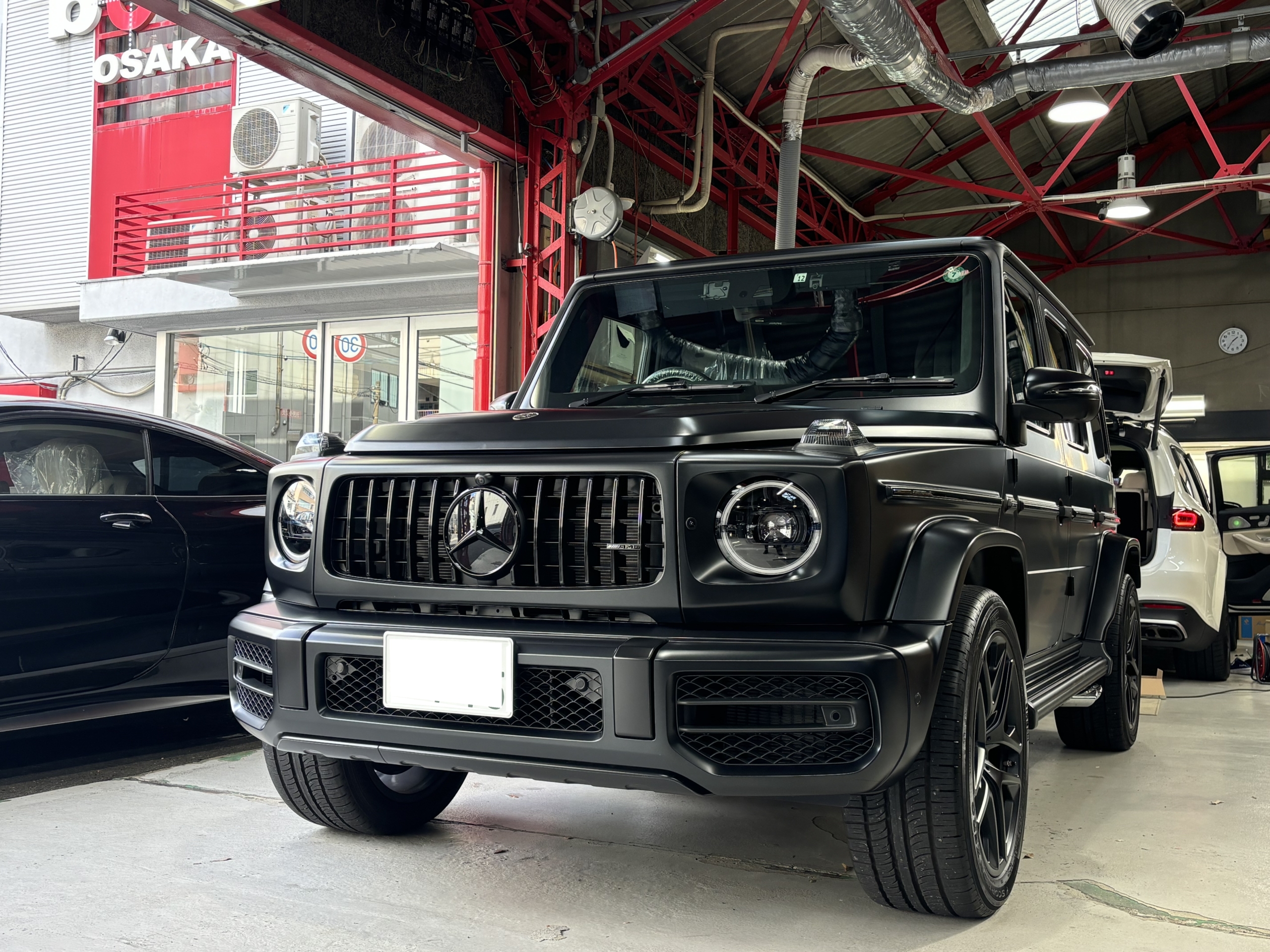 Mベンツ　AMG　G63　W463　W465バンパー　ブラバスリップ　カスタム　ボンドショップ　ボンド大阪　ボンドグループ　