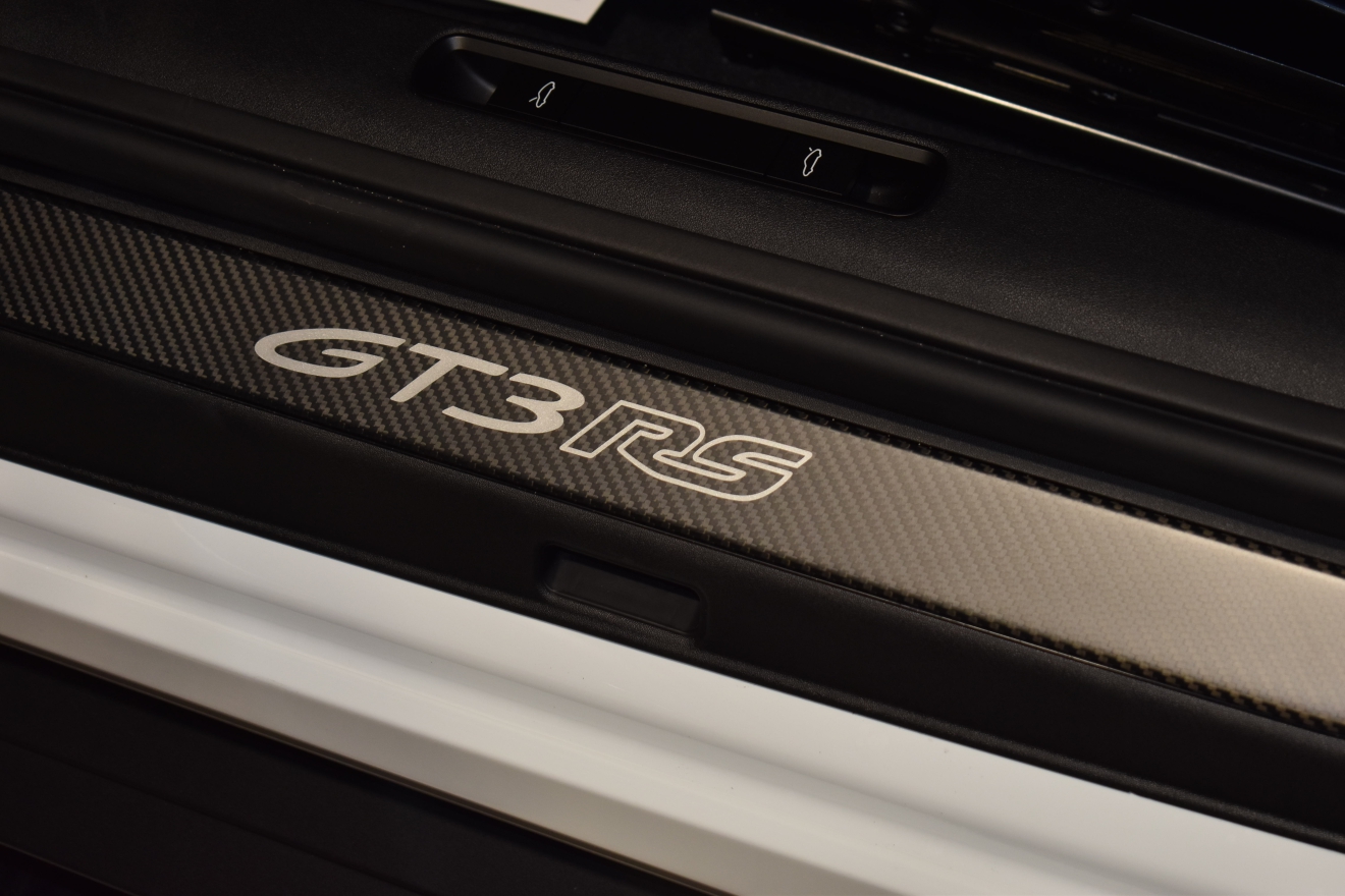 Porsche　ポルシェ　911　GT3RS　992.1　ヴァイザッハ　HRE　ボンド大阪　ボンドカーズ　ボンドグループ