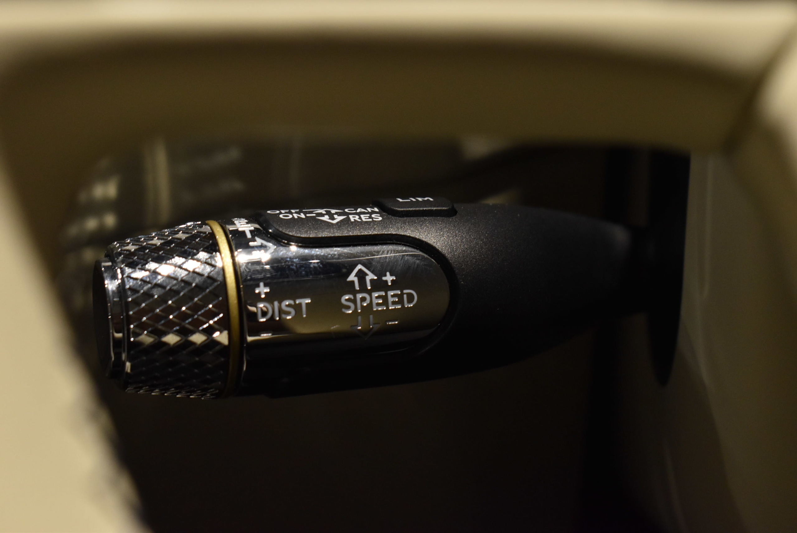ベントレーフライングスパーW12 FIRST ED ローディングディスプレイ カーボンエアロPKG HRE22インチAW ローダウン
