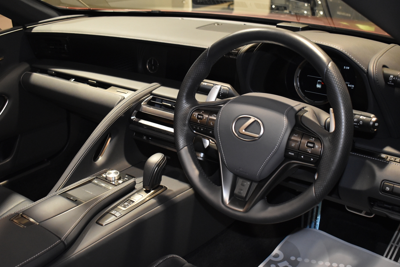 レクサス　LC　コンバーチブル　V8　BCフォージド　ロベルタカップ　フルステルス　プロテクションフィルム　エイムゲイン　ボンド大阪　新着入庫車両　ボンドカーズ　ボンドグループ