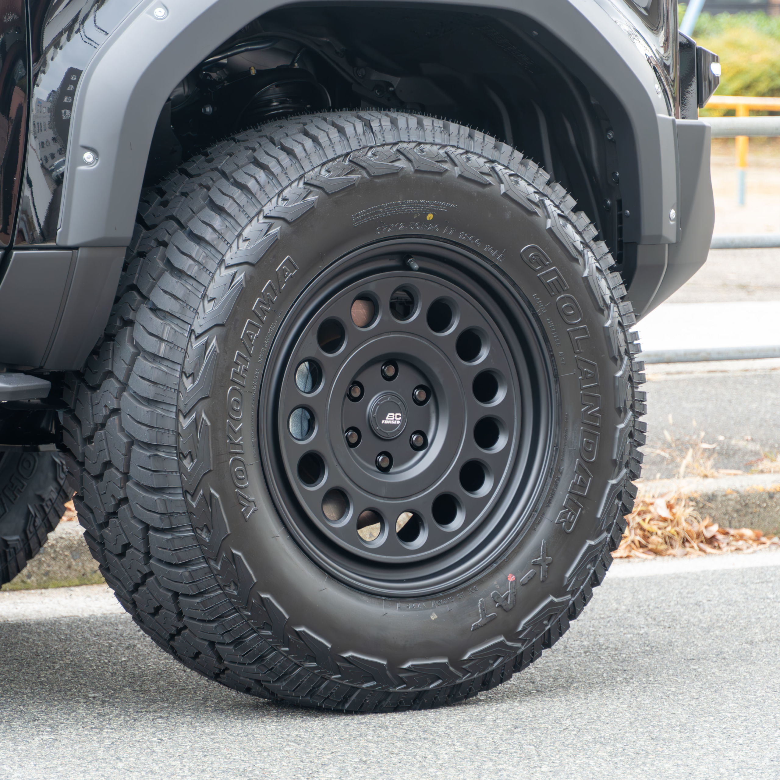 トヨタ ランクル250×BC Forged・YOKOHAMAタイヤ・ROUGH COUNTRY・JAOS　ボンド大阪