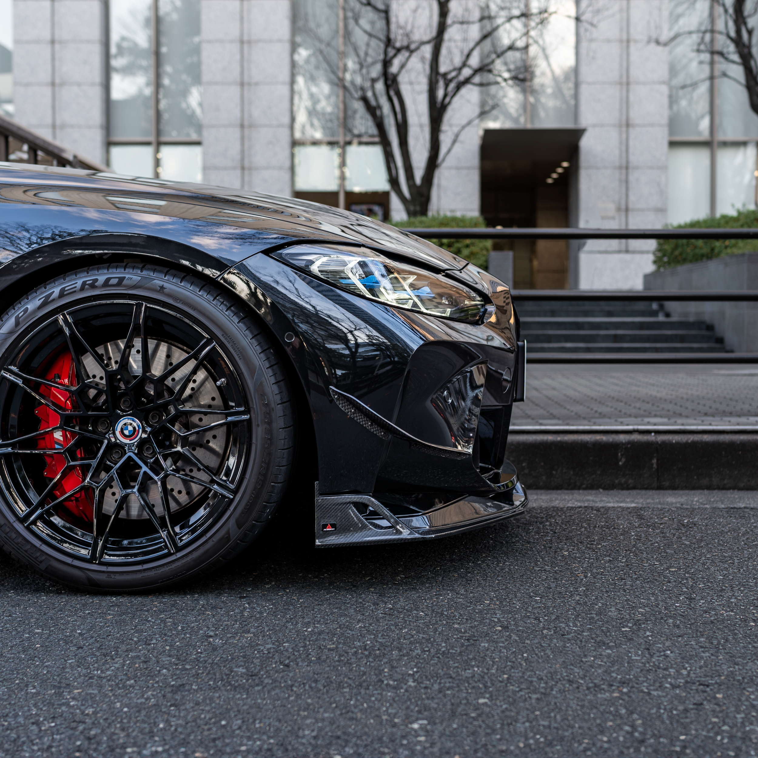BMW　M4　Xdrive　AEデザイン　エアロ　カスタム　bondstyle　ボンドカーズ　ボンド大阪　ボンドグループ