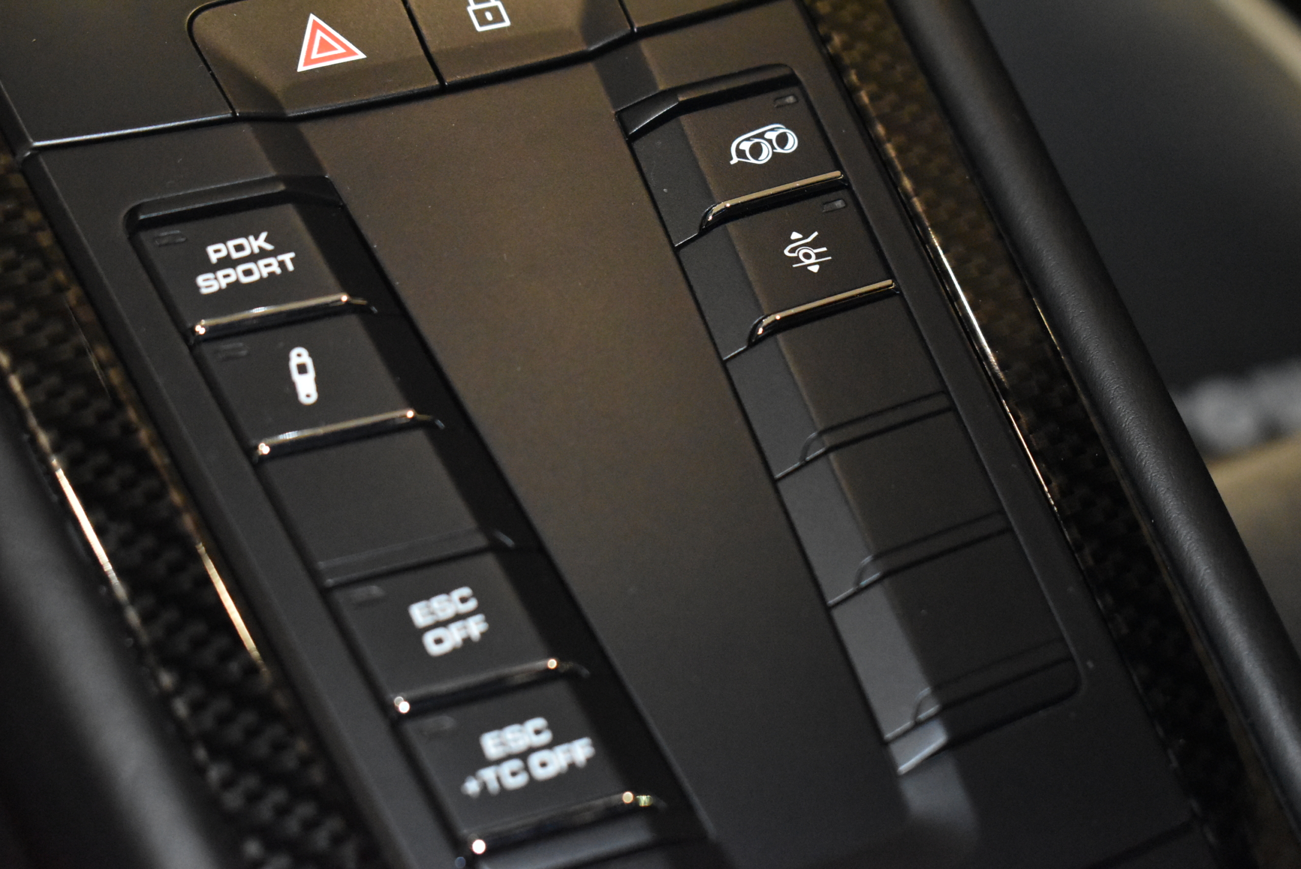 991.2 GT3 D車 PDK スポーツクロノ フロントリフティング シートヒーター LEDヘッドライト バックカメラ 地デジチューナー デジタルインナーミラー レーダー