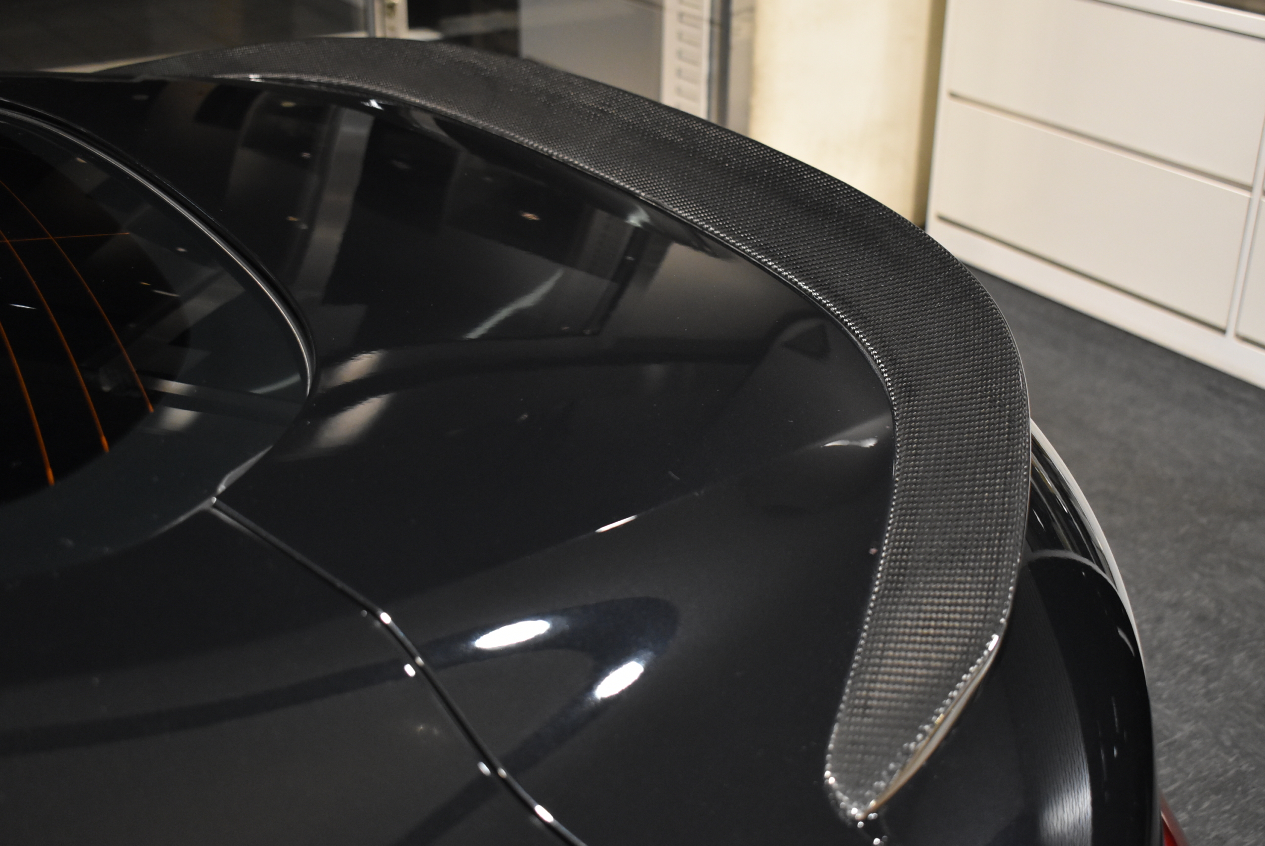 M850i XDrive COUPE　ブラックサファイア ３Ｄデザイン　Ｆ/Ｓ/Ｒ/ＲＷ　 ローダウンサス　 ３Dデザイン２０インチＡＷ　 赤黒レザーシート（ベンチレーション） カーボンラッピング（ルーフ・ミラー） クリスタルシフトノブ