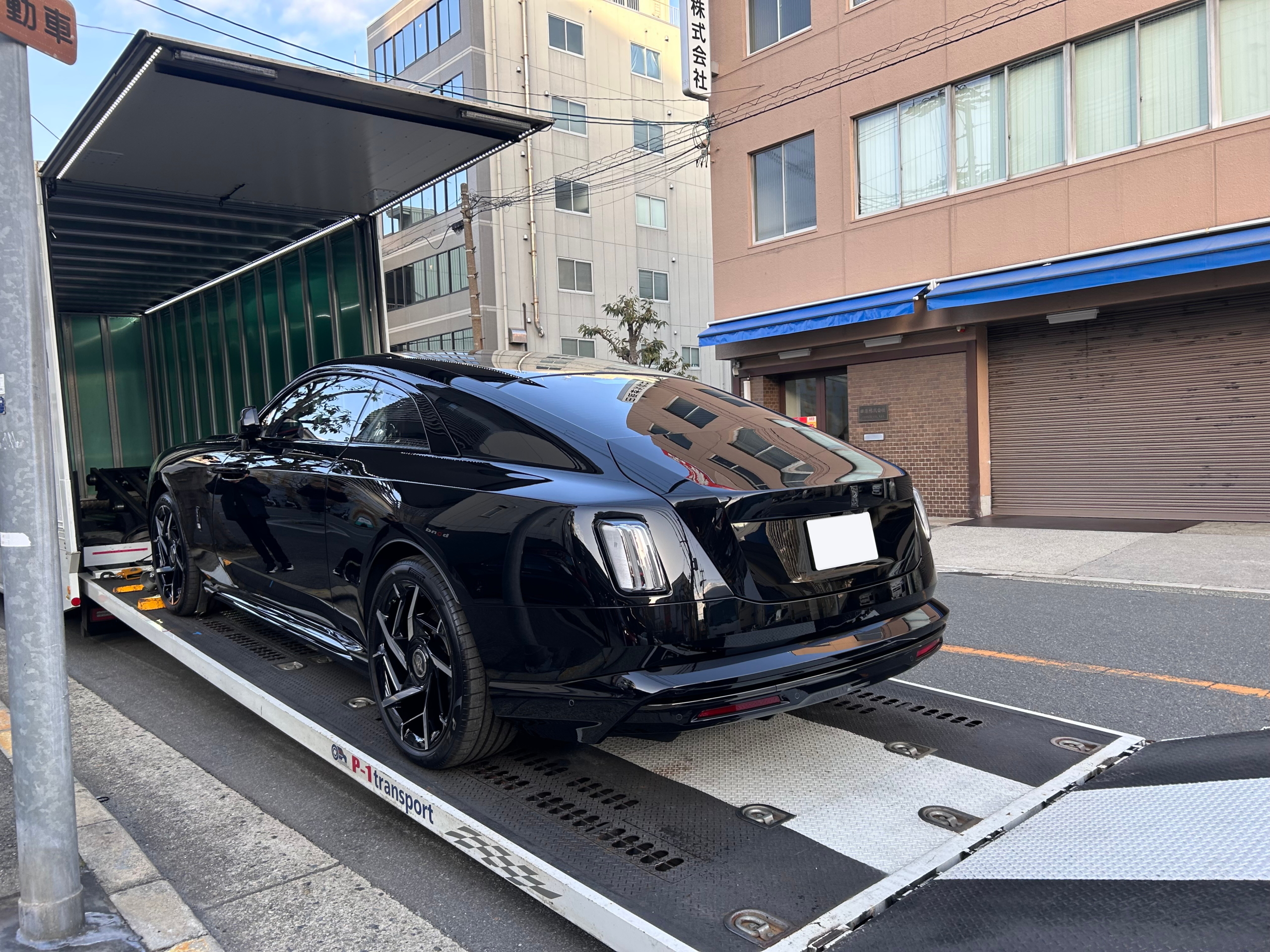 ロールスロイス　スペクター　ホイール交換　カスタム　デジタルインナーミラー　ローダウン