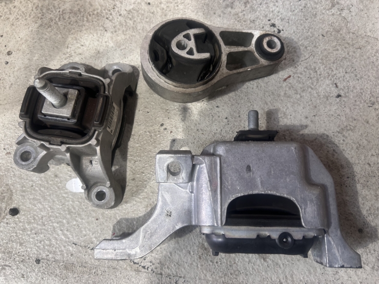 ミニ R56 R59 ARUGOS クラッチ交換 レリーズフォーク破損