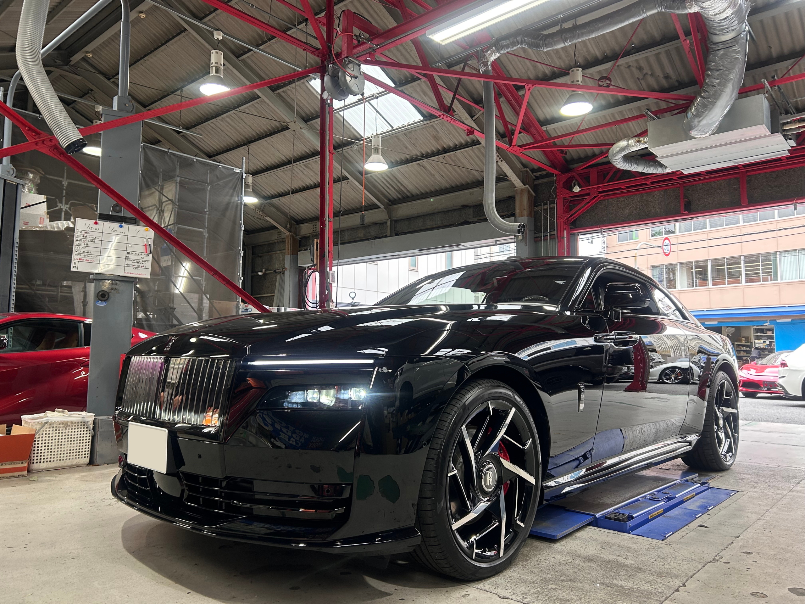 ロールスロイス　スペクター　ホイール交換　カスタム　デジタルインナーミラー　ローダウン