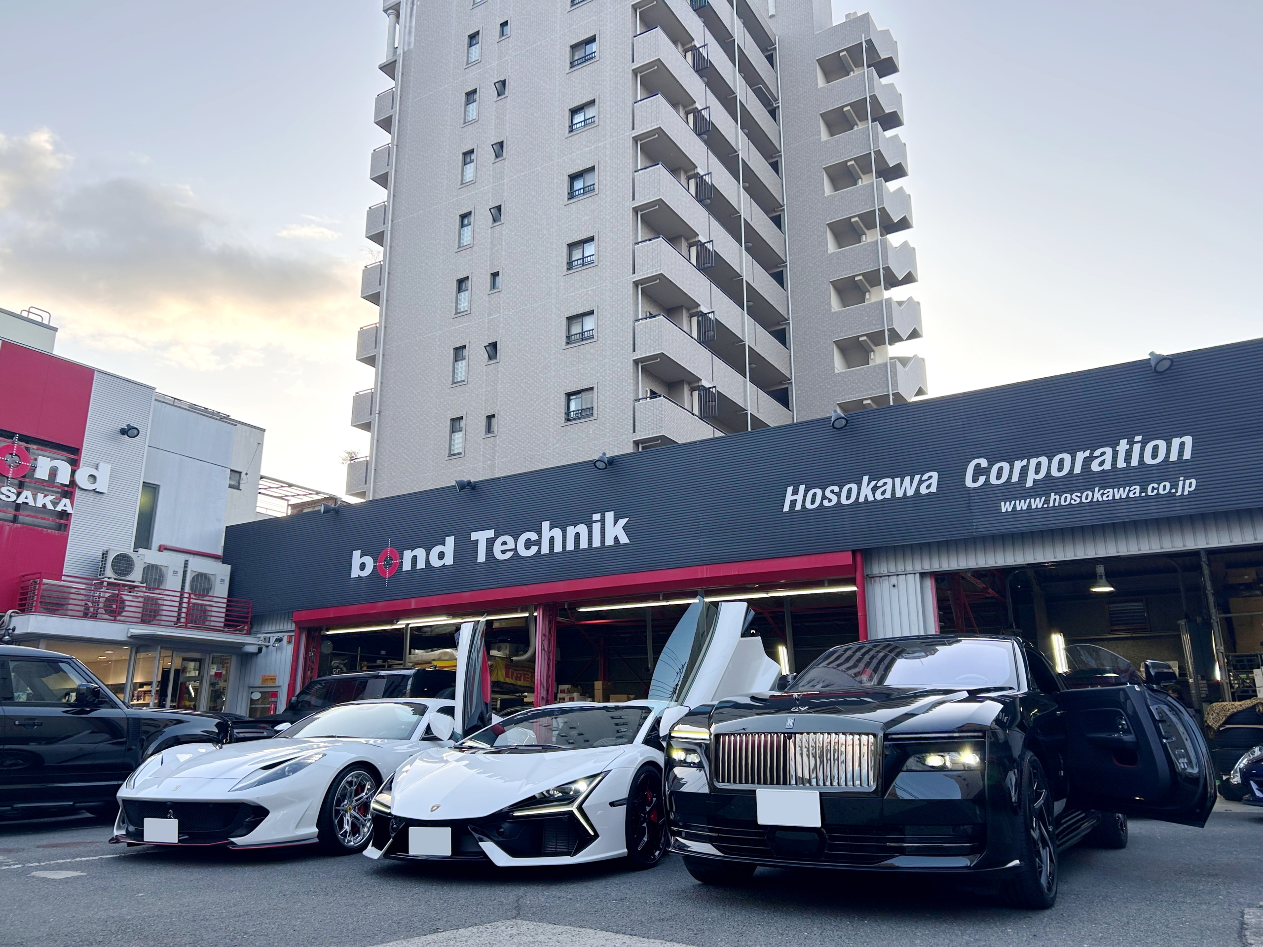 ロールスロイス　スペクター　ホイール交換　カスタム　デジタルインナーミラー　ローダウン