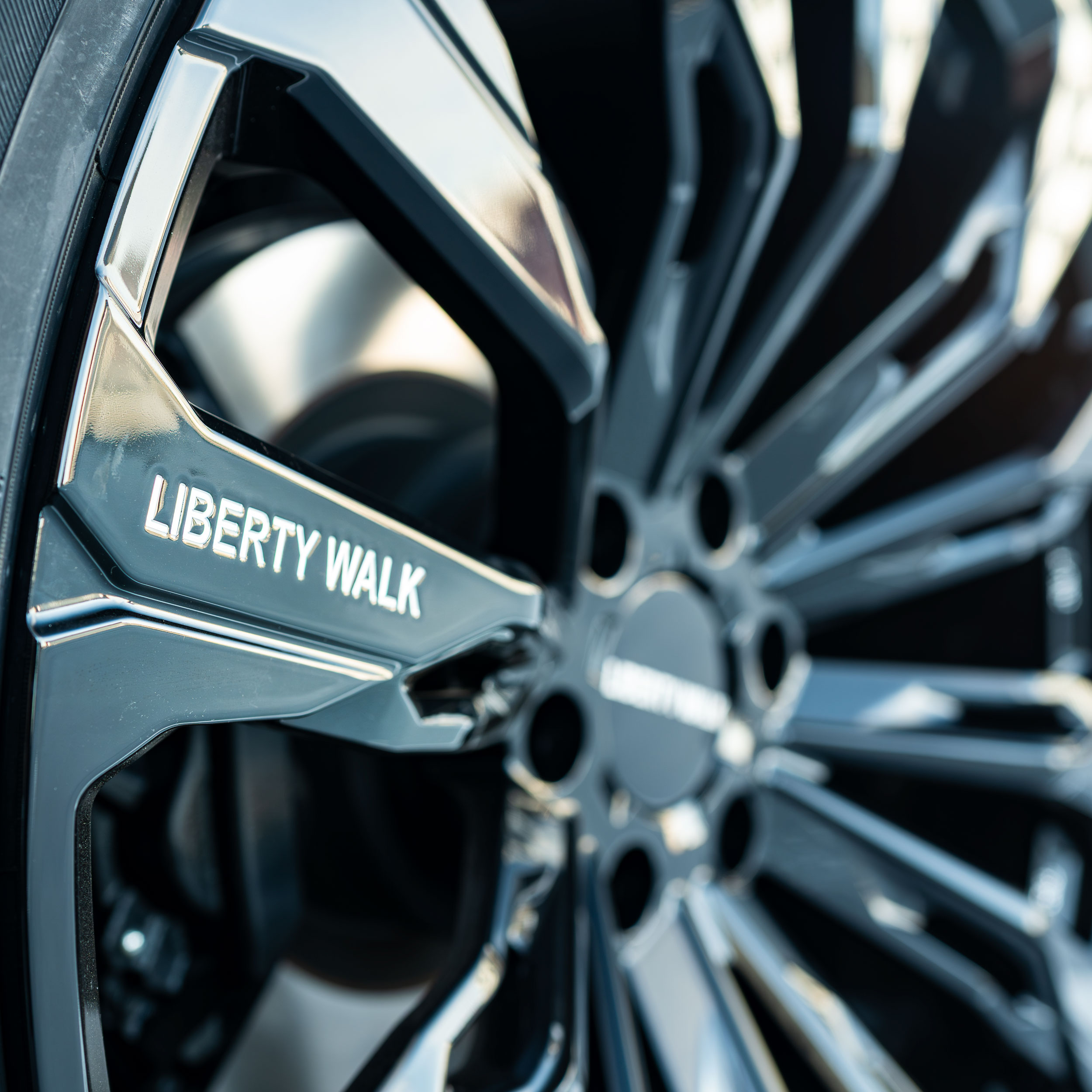 ランドクルーザー300　Liberty Walk リバティーウォーク カスタム