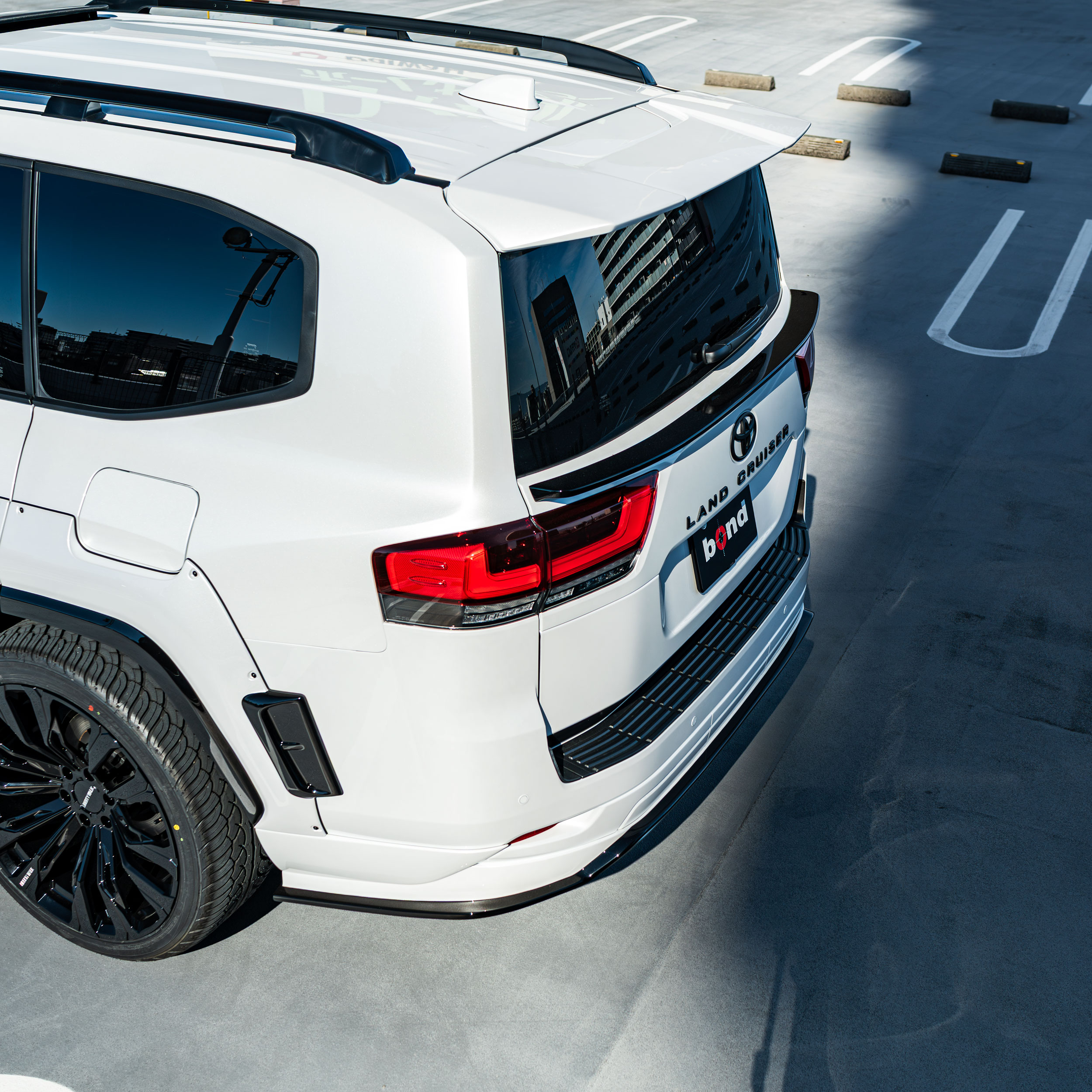 ランドクルーザー300　Liberty Walk リバティーウォーク カスタム