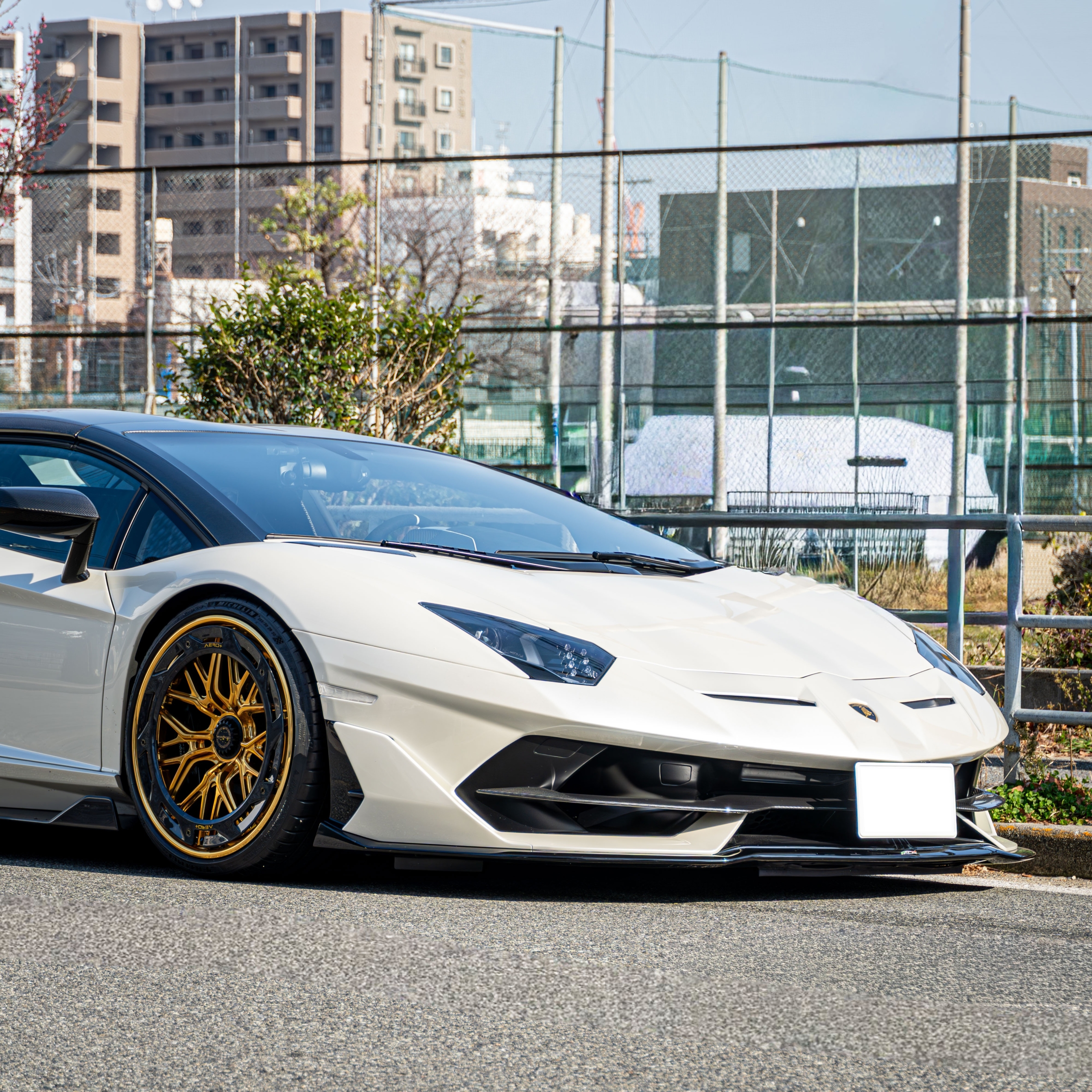 Lamborghini Aventador SVJ Roadster×MV Forged wheels AR-220R ボンド大阪