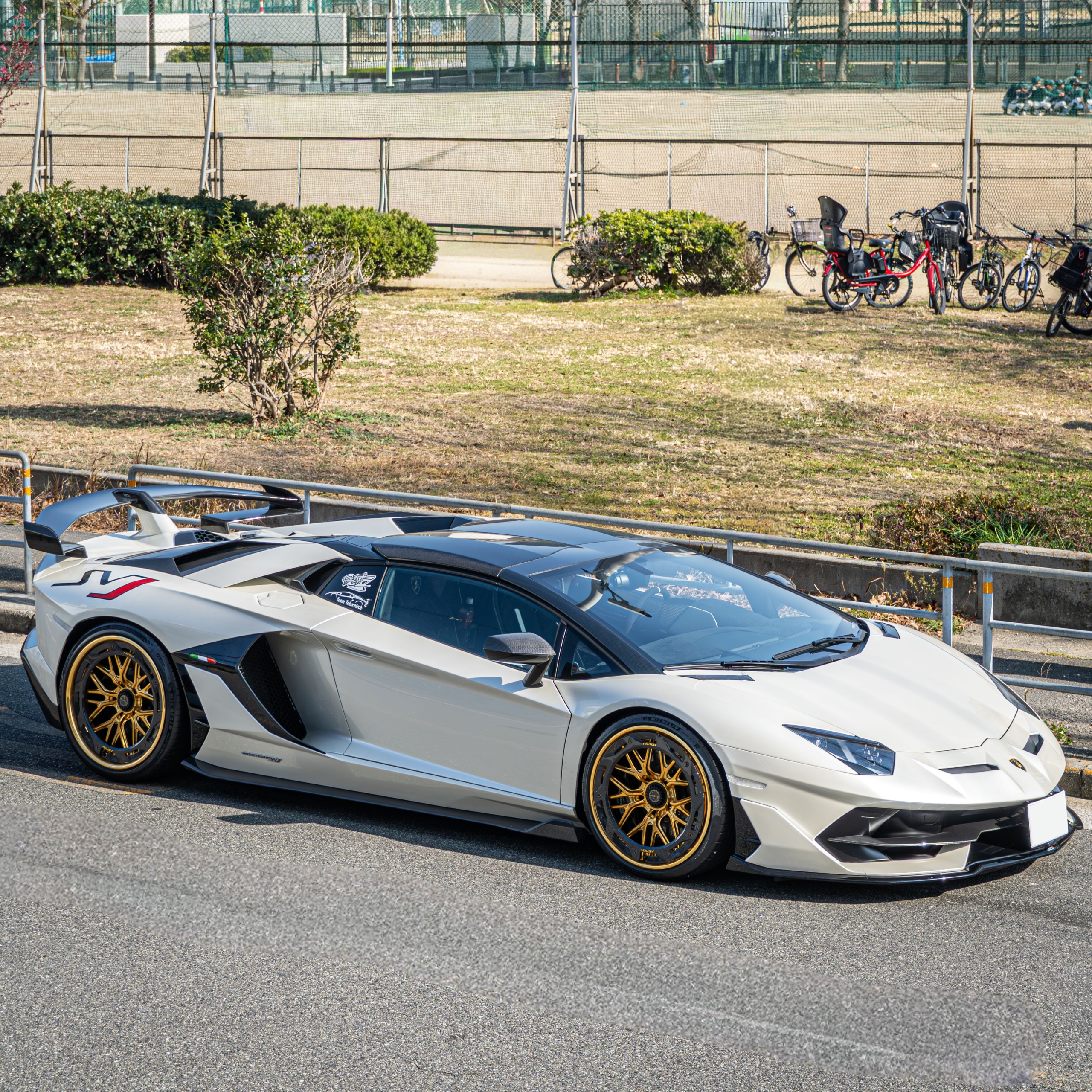 Lamborghini Aventador SVJ Roadster×MV Forged wheels AR-220R ボンド大阪