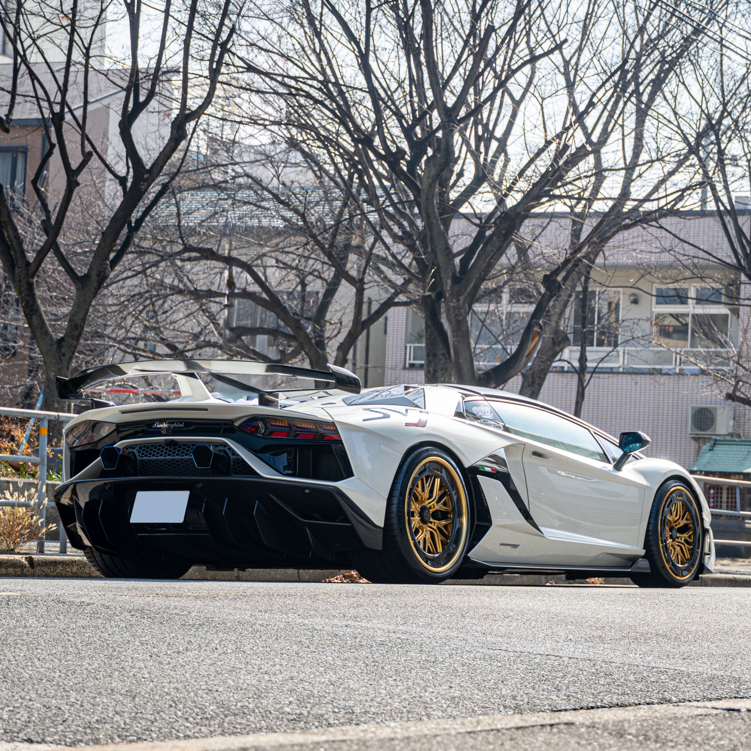 Lamborghini Aventador SVJ Roadster×MV Forged wheels AR-220R ボンド大阪