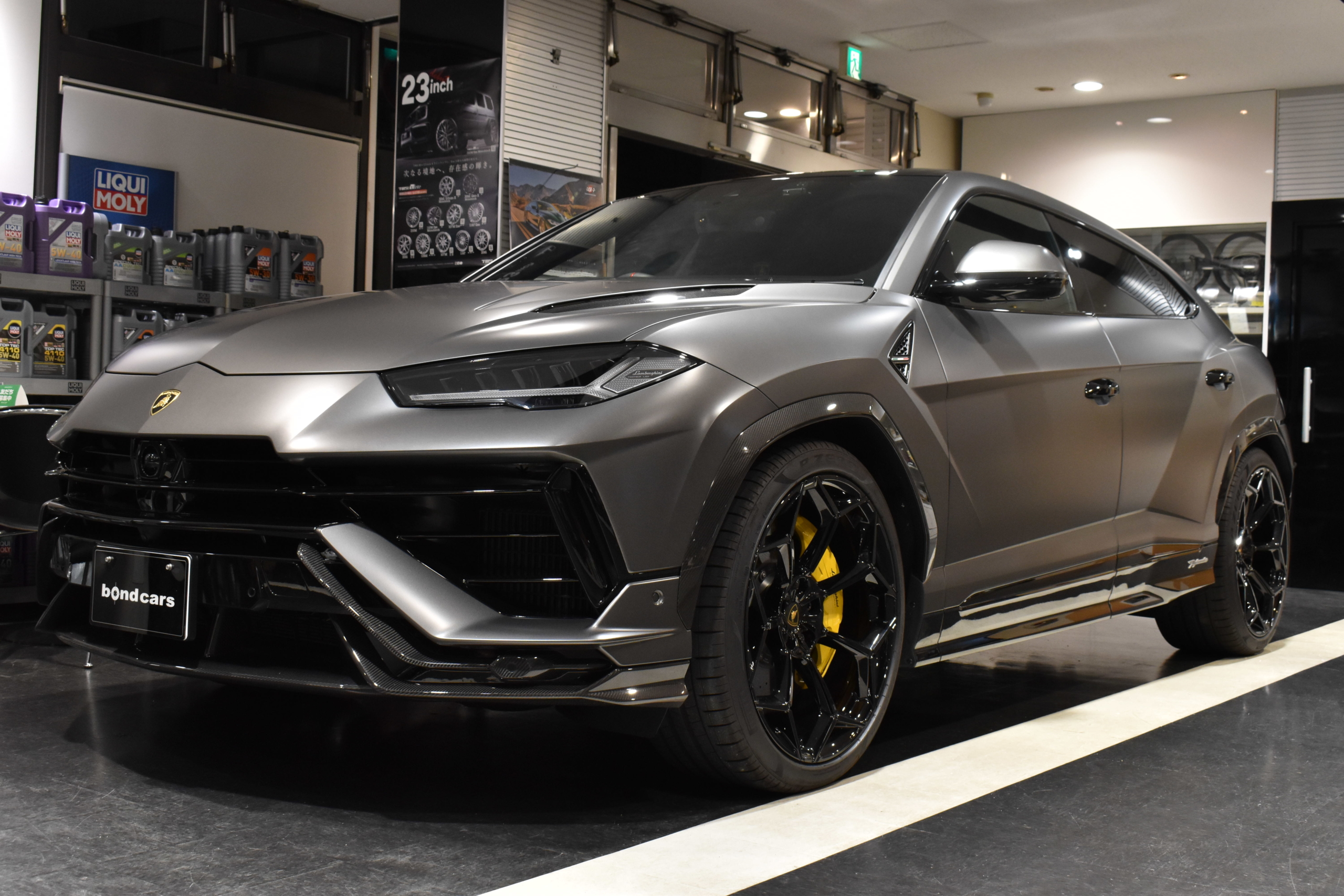 ウルス ペルフォルマンテ ステルスプロテクション B&Oサウンドシステム パノラマルーフ シートベンチレーション ヘッドアップディスプレイ TVチューナー