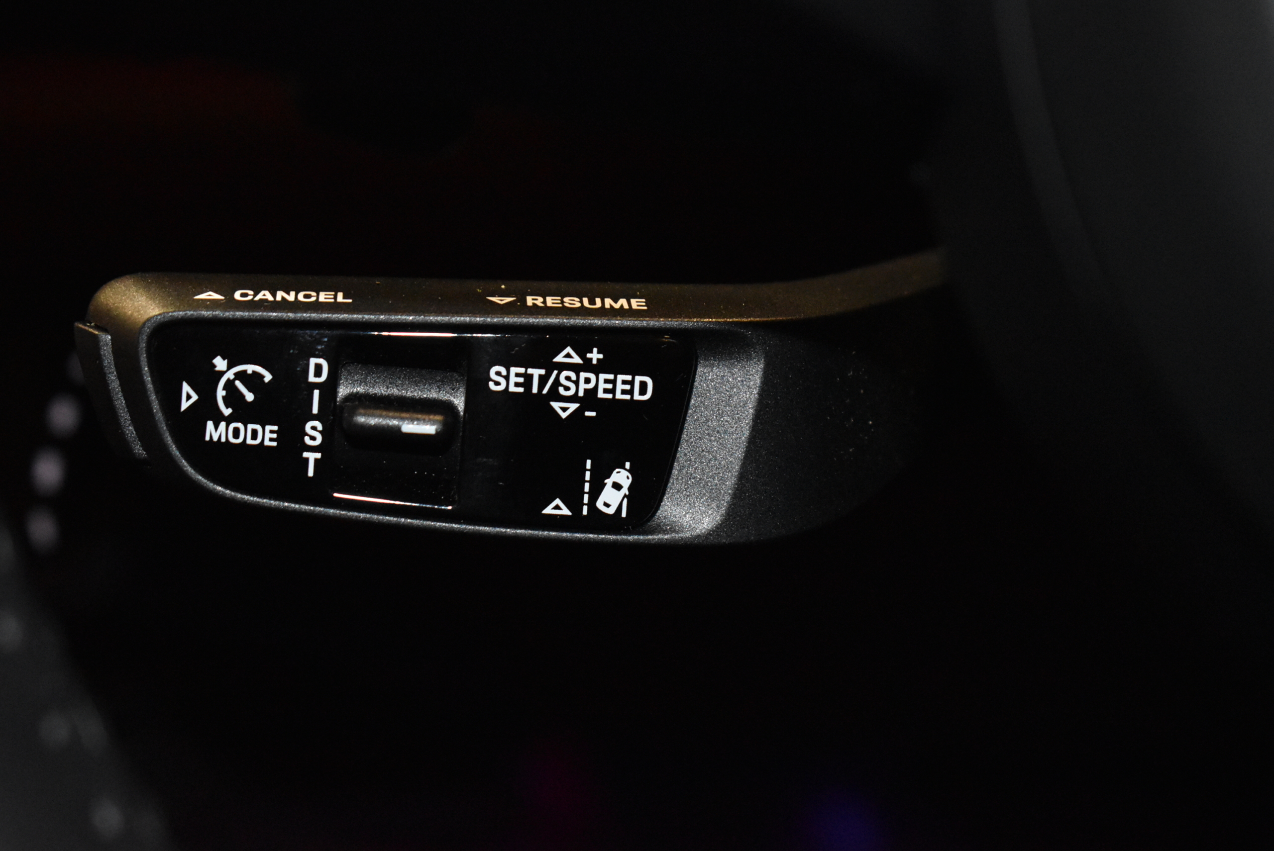 ORSCHE 992.2 カレラ スポーツデザインパッケージ HDマトリクスヘッドライト スポーツエキゾースト ツートンレザーインテリア BOSEサウンドシステム シートベンチレーション スポーツクロノパッケージ