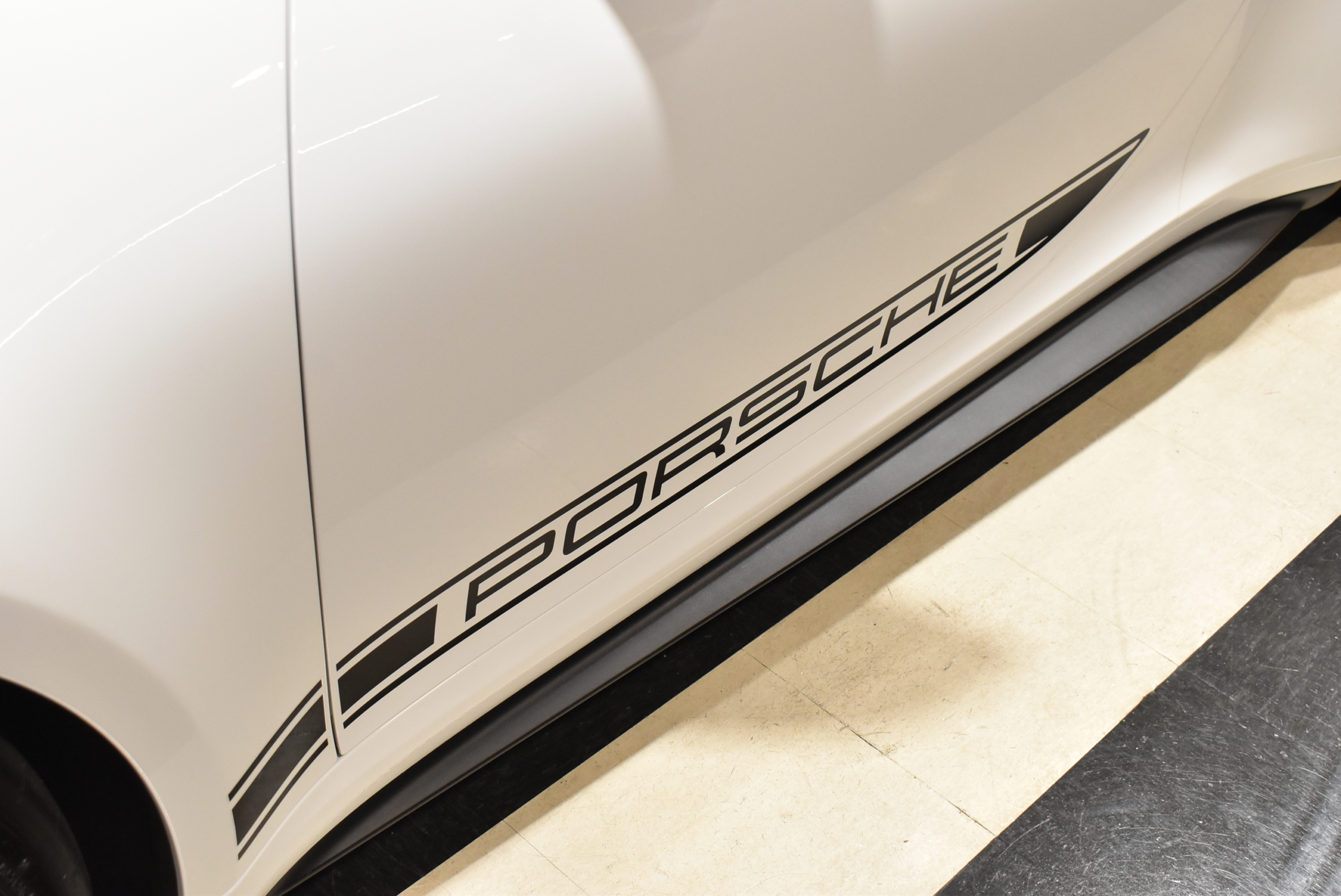 PORSCHE911 992.1 GT3 Touring PKG　 大阪店 レザーインテリア Fリフター マトリクスヘッドライト エクスクルーシブデザインテールライト BOSEサウンド ライトデザインパッケージ 左ハンドル プロテクションフィルム