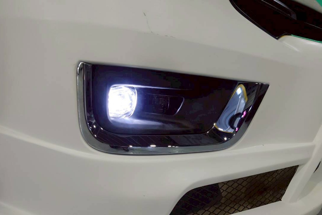 ランドクルーザー300　Liberty Walk リバティーウォーク カスタム
