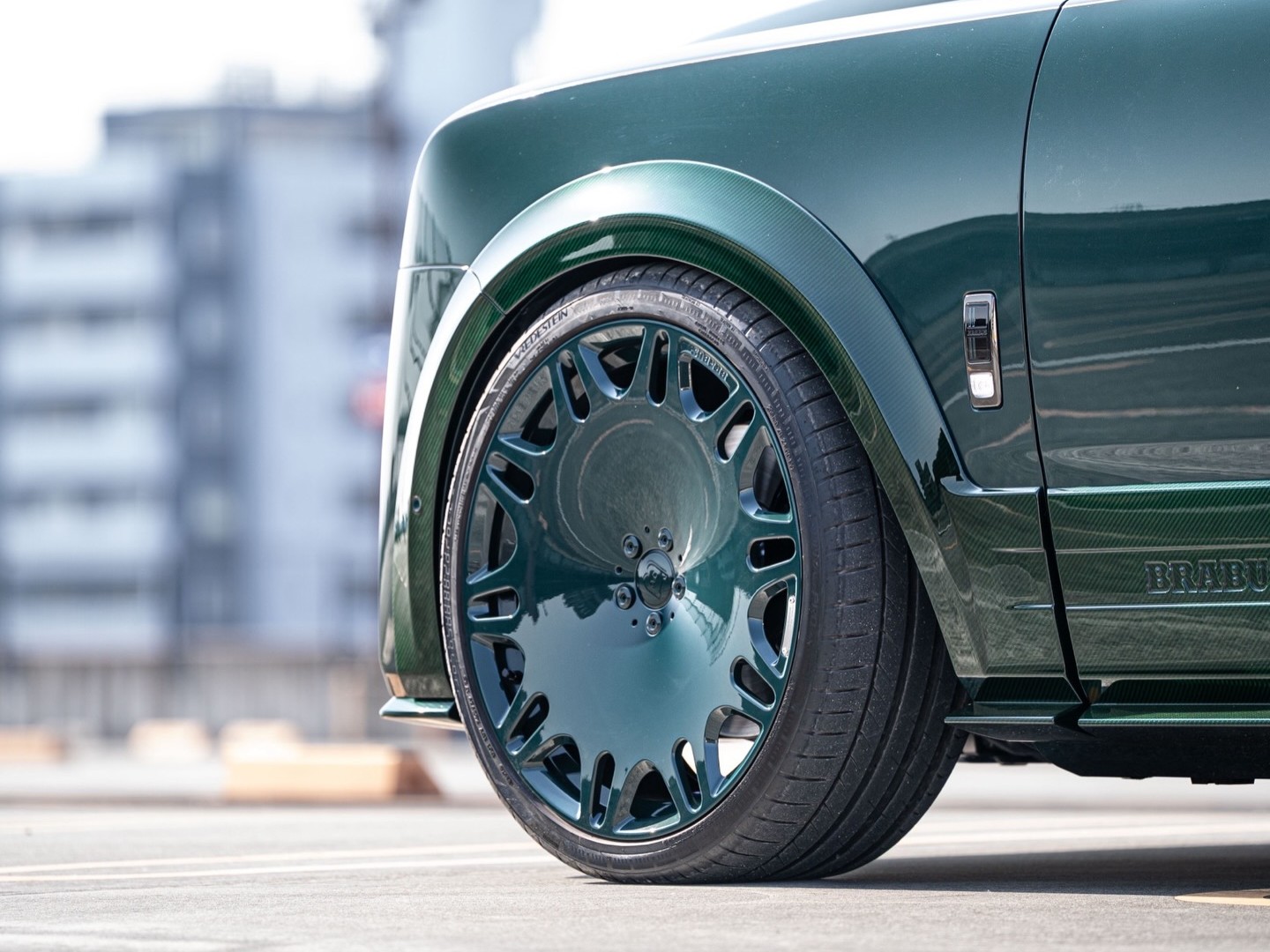 ロールスロイス　カリナン　エアロ BRABUS