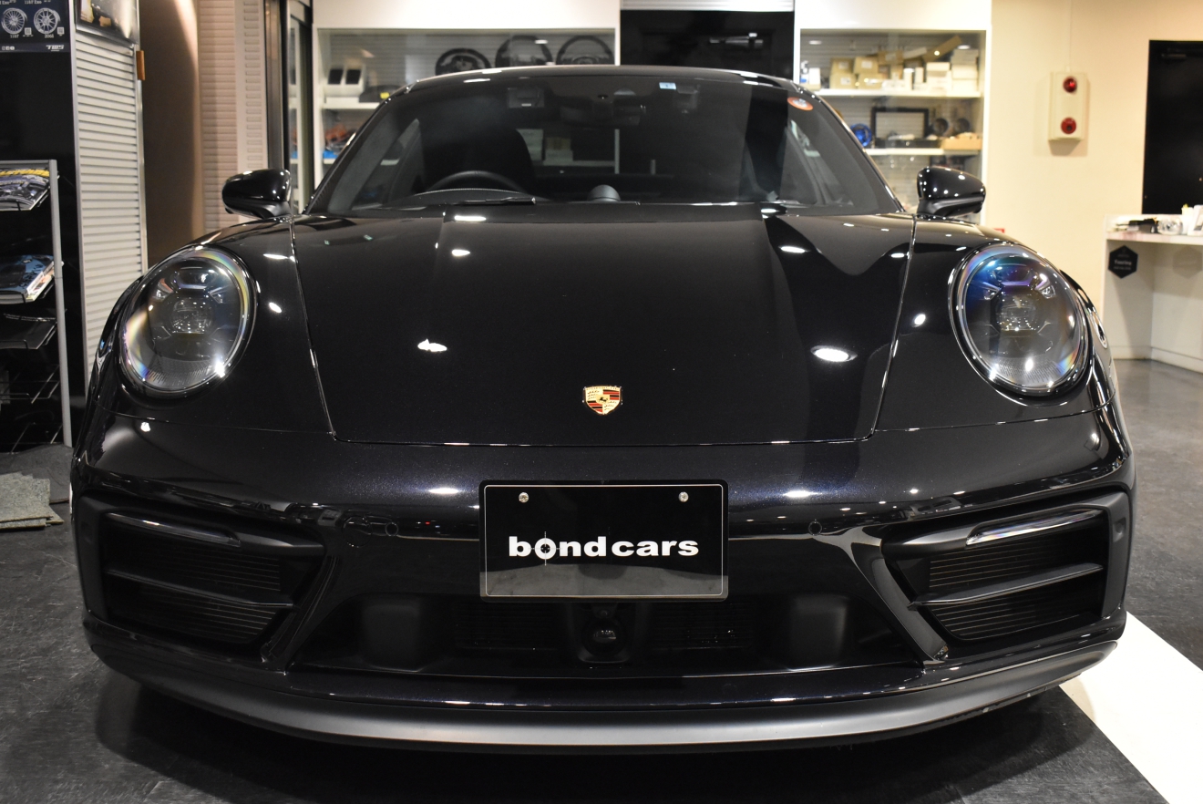 ポルシェ　911　992.1　GTS　ブルメスターオーディオ　ジェットブラック　レザーシート　ボンド大阪　ボンドカーズ　ボンドグループ