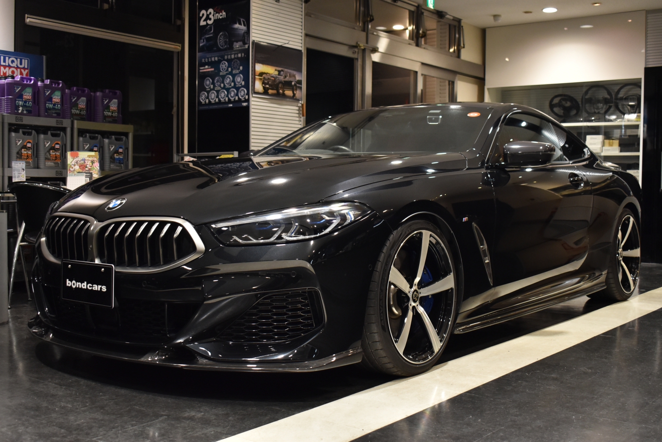 BMW　M850ⅰ　Xdrive　3Dデザイン　ローダウン　　カスタム車両　カーボンラッピング　bond大阪　bondカーズ　bondグループ