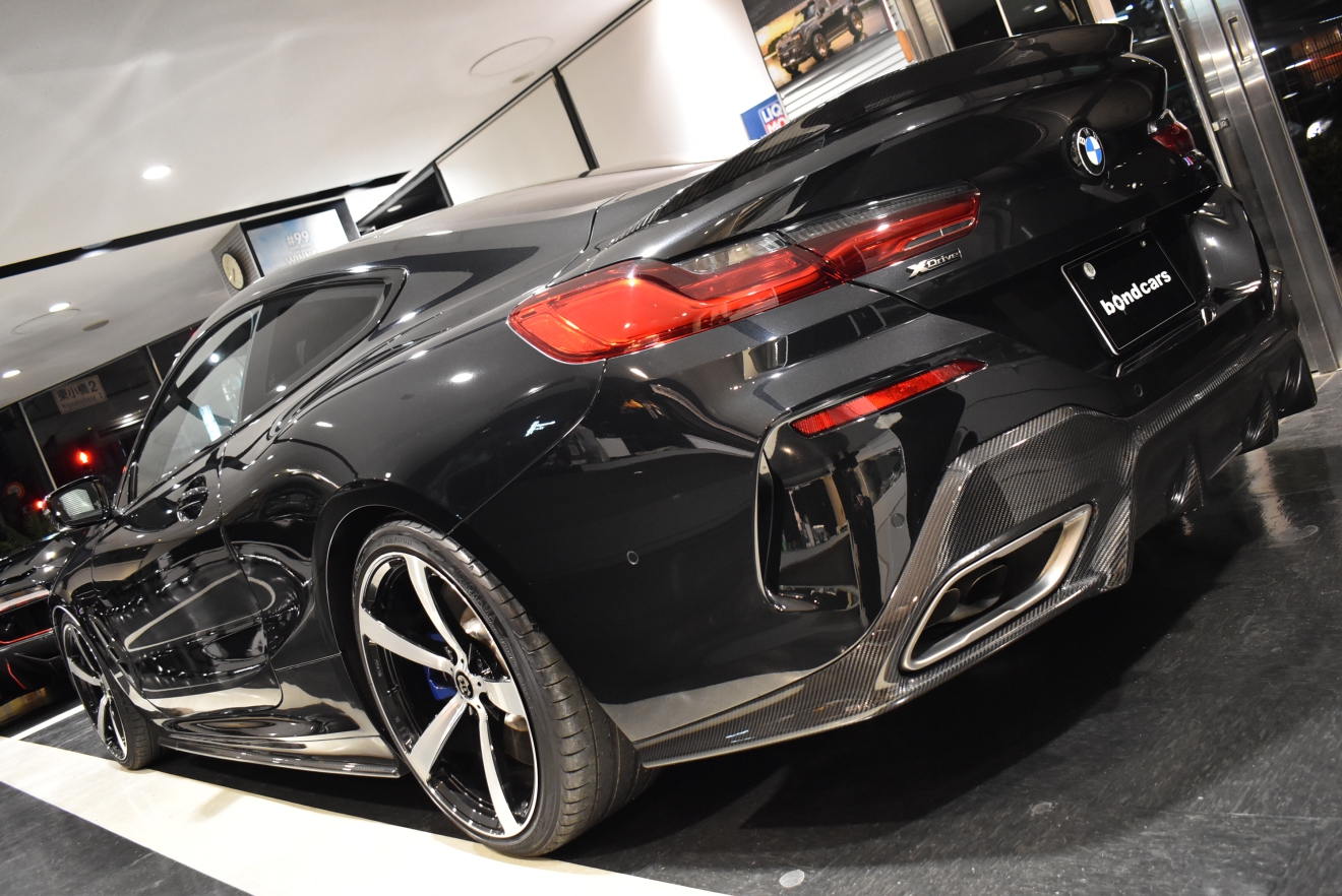 BMW　M850ⅰ　Xdrive　3Dデザイン　ローダウン　　カスタム車両　カーボンラッピング　bond大阪　bondカーズ　bondグループ