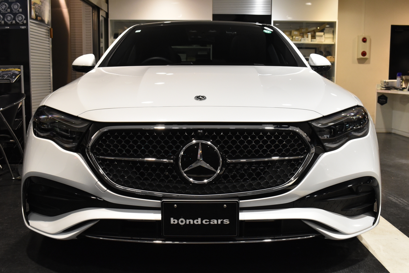 メルセデスベンツ　Eクラス　E300　AMGライン　レザーエクスクルーシブPKG　新着入庫車両　bond大阪　ボンドカーズ　ボンドグループ