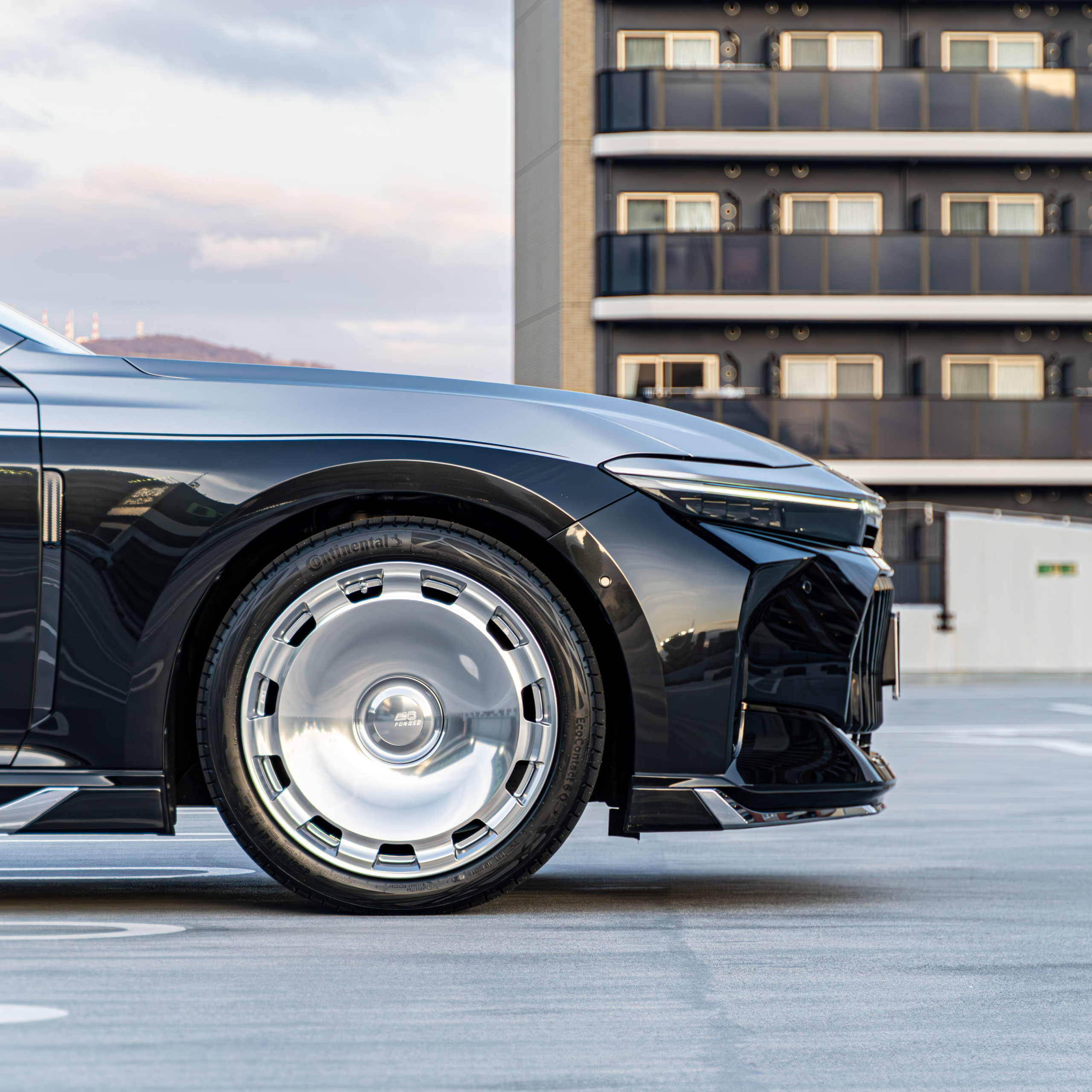 TOYOTA Crown sedan×BC Forged ホイール！！