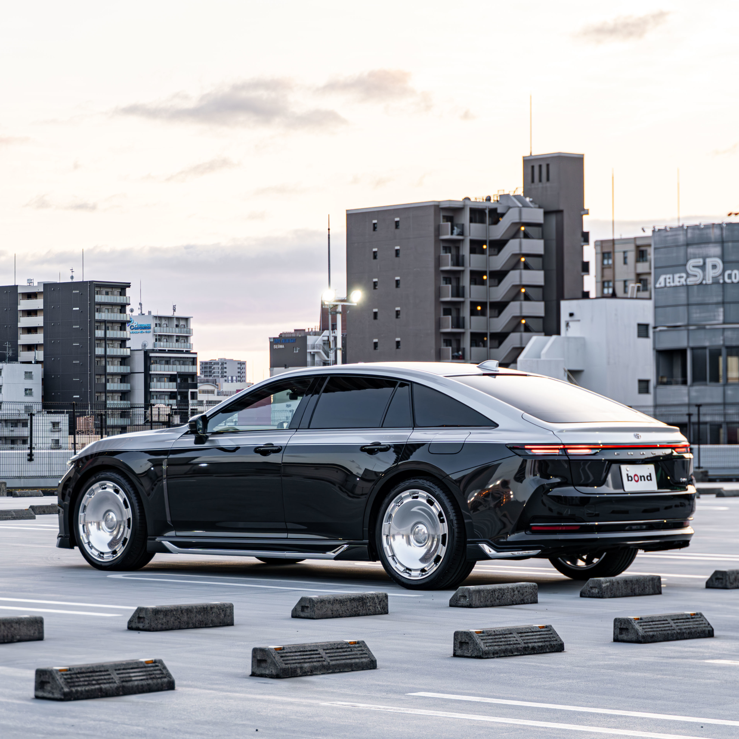 TOYOTA Crown sedan×BC Forged ホイール！！