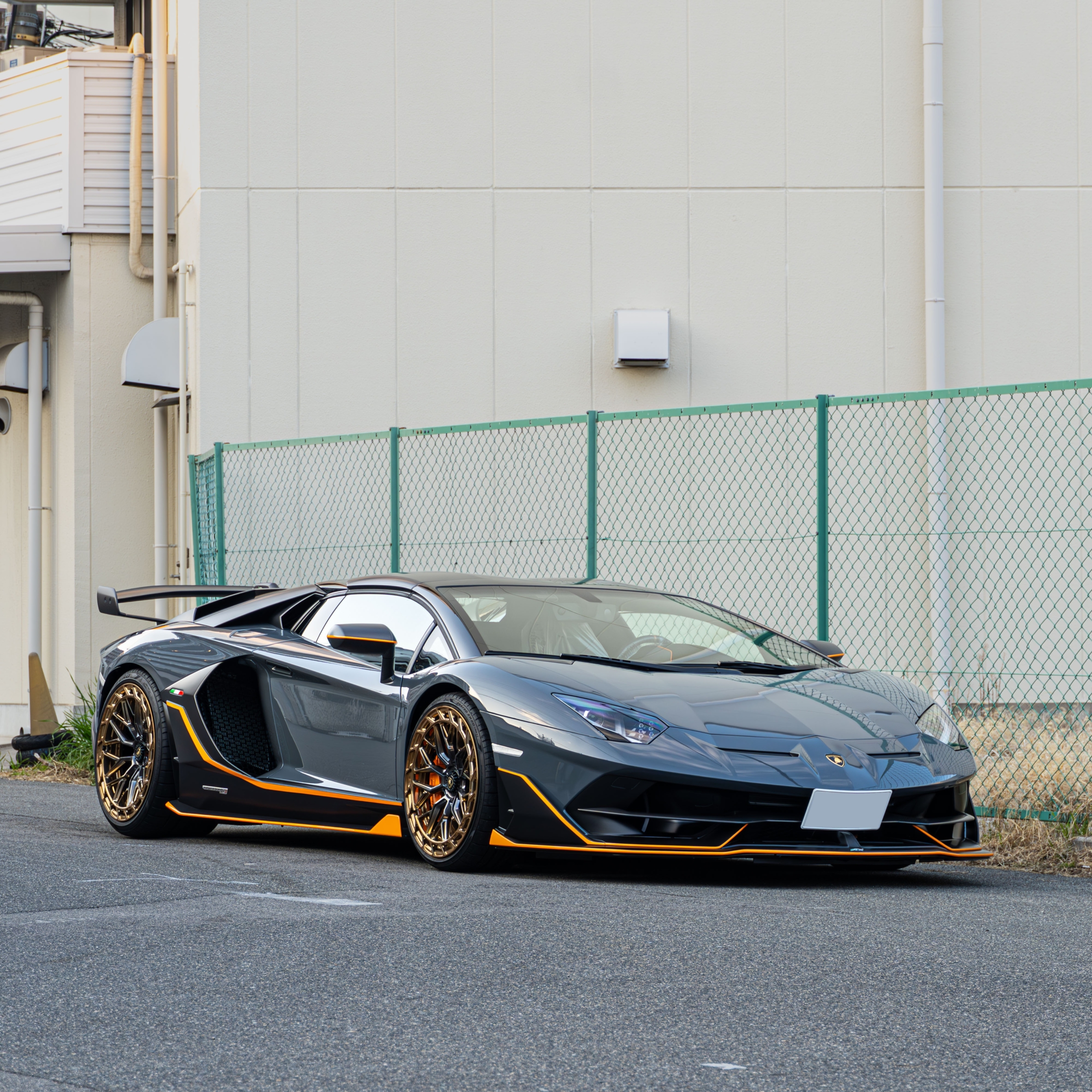 Lamborghini Aventador SVJ Roadster×BRADA Wheels×wrapping!! ボンド大阪