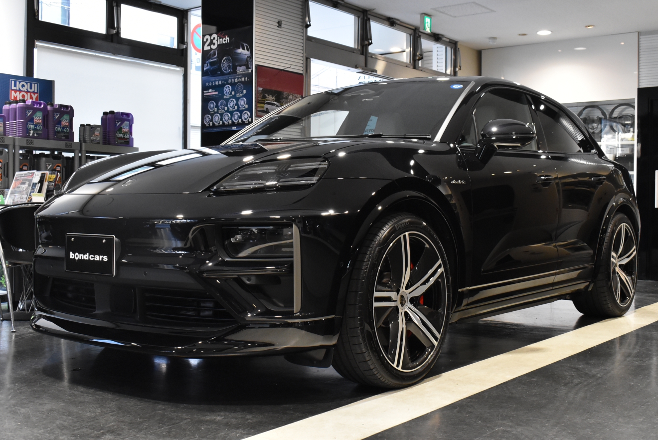ポルシェ Macan Turbo Electric 電気自動車 22インチAW BOSEサウンド ワンオーナー 新着入庫車両 ボンド大阪 ボンドカーズ ボンドグループ