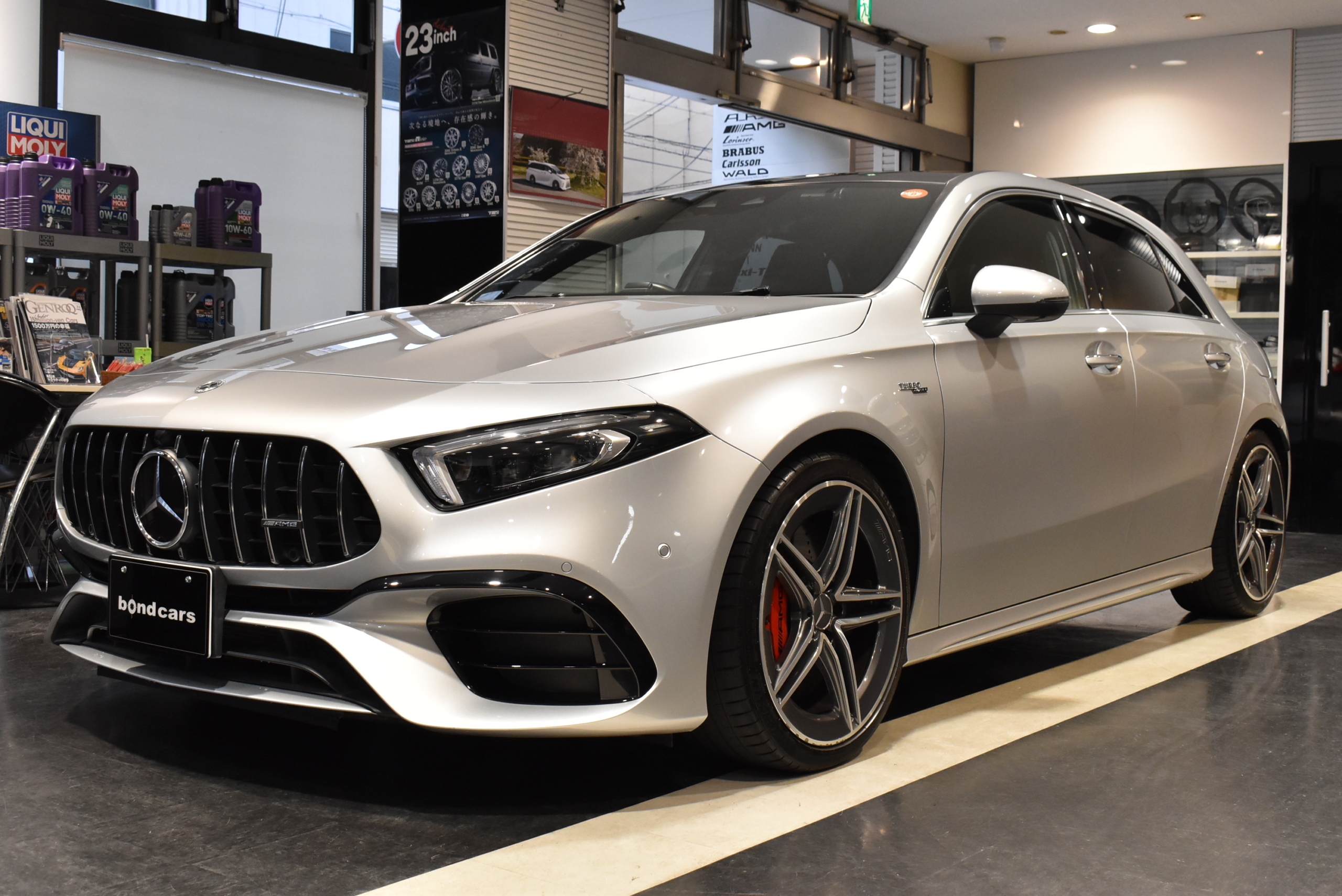 メルセデスAMG A45s　4MATIC＋　イリジウムシルバー AMGアドバンスドパッケージ　AMGパフォーマンスパッケージ パノラミックスライディングルーフ レーダー＆ドライブレコーダー