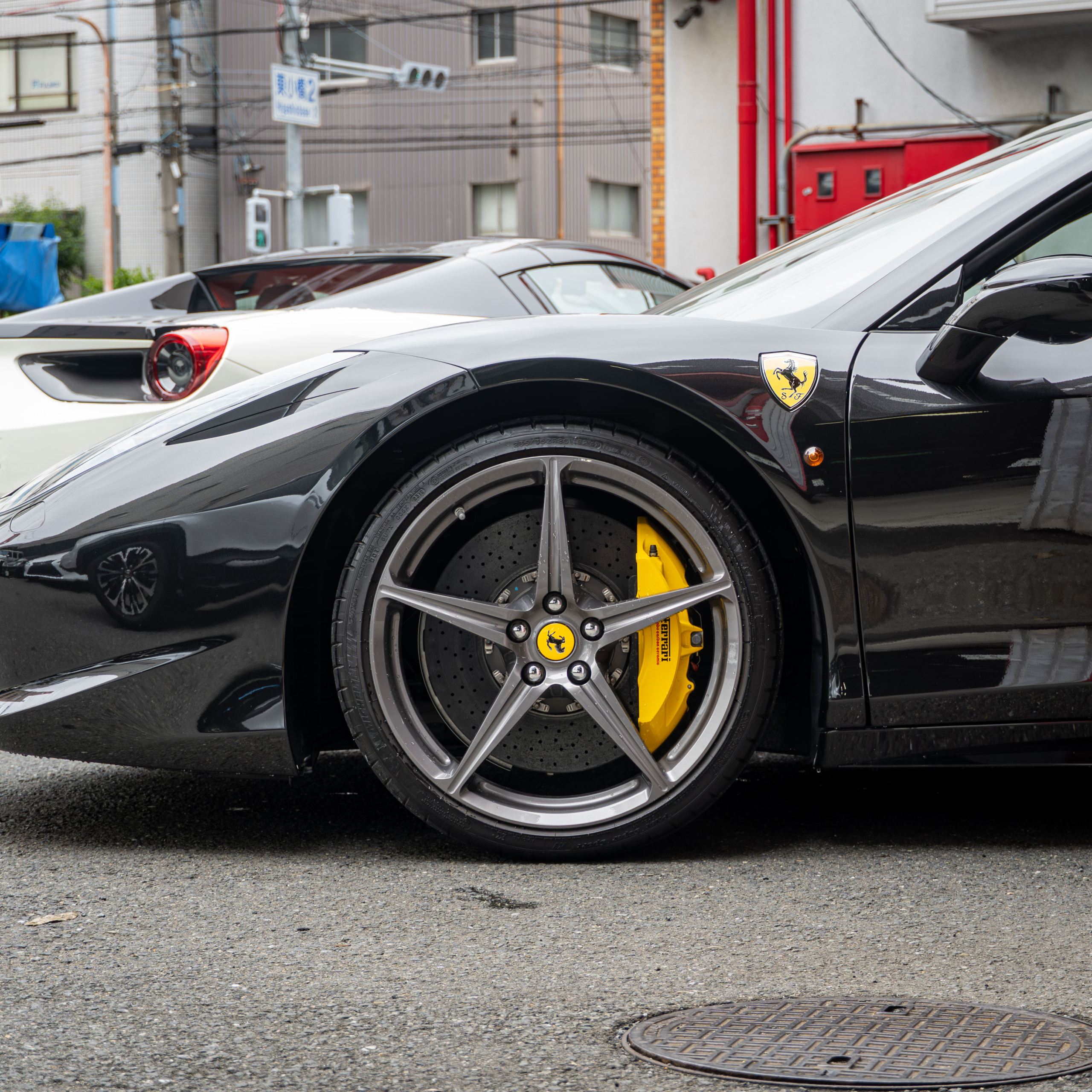 Ferrari 458 Spider×ROBERUTAリフター　ボンド大阪