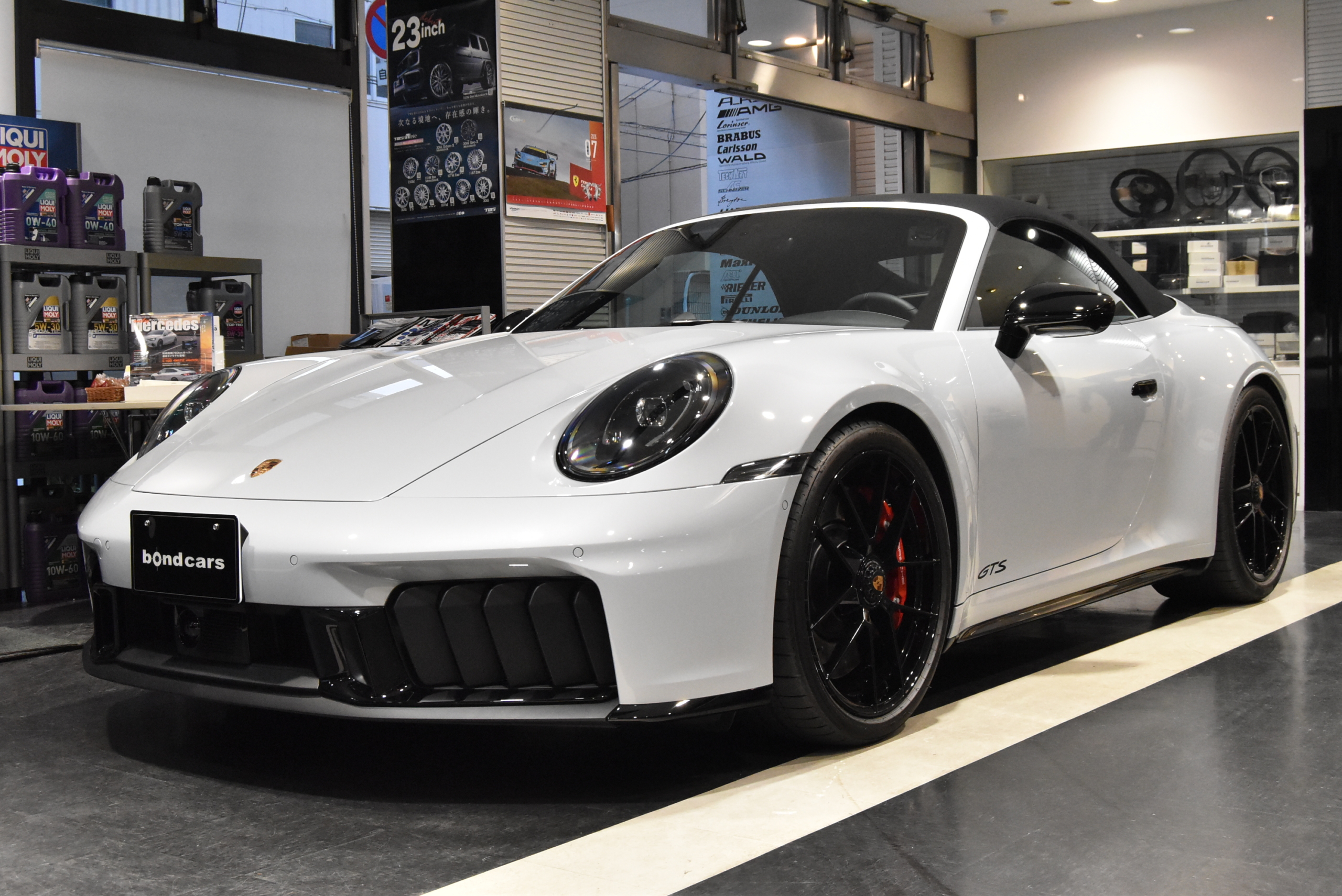 992.2カレラGTSカブリオレ アイスグレーM スポーツシート(14Way) ベンチレーション エクステリアPKG フロントリフト スポーツテールパイプ イルミドアシルガード BOSEサラウンド