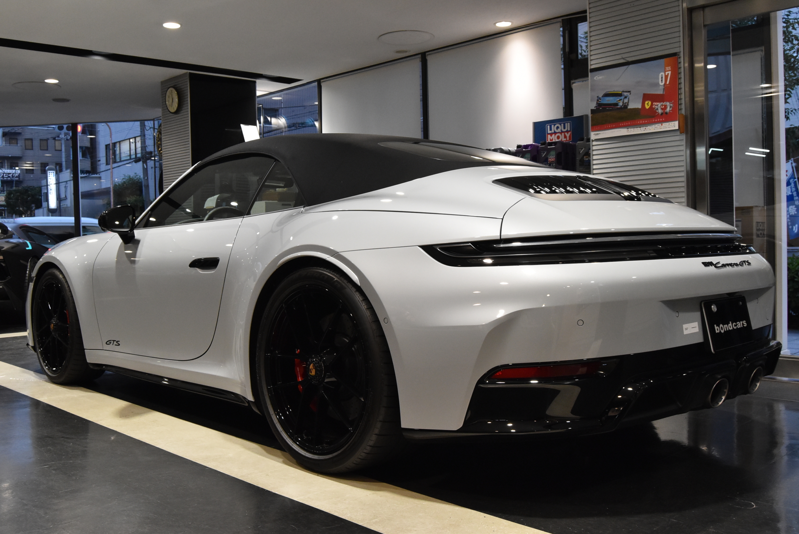 992.2カレラGTSカブリオレ アイスグレーM スポーツシート(14Way) ベンチレーション エクステリアPKG フロントリフト スポーツテールパイプ イルミドアシルガード BOSEサラウンド