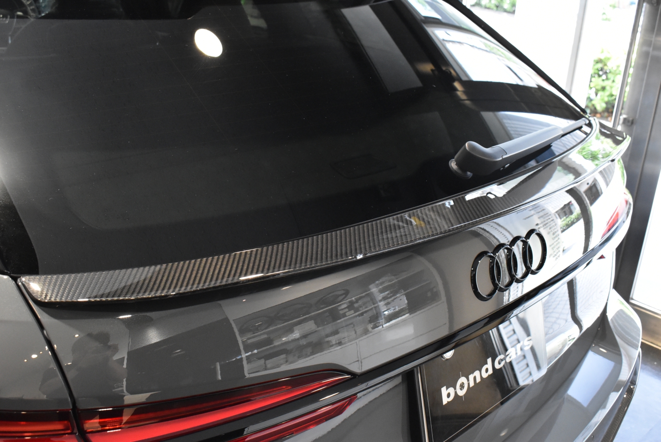 アウディ RS6 パフォーマンス MANSORYスポイラー
RSスポーツエグゾースト ローダウン ASC バング&オルフセン ボンド大阪 ボンドカーズ ボンドグループ