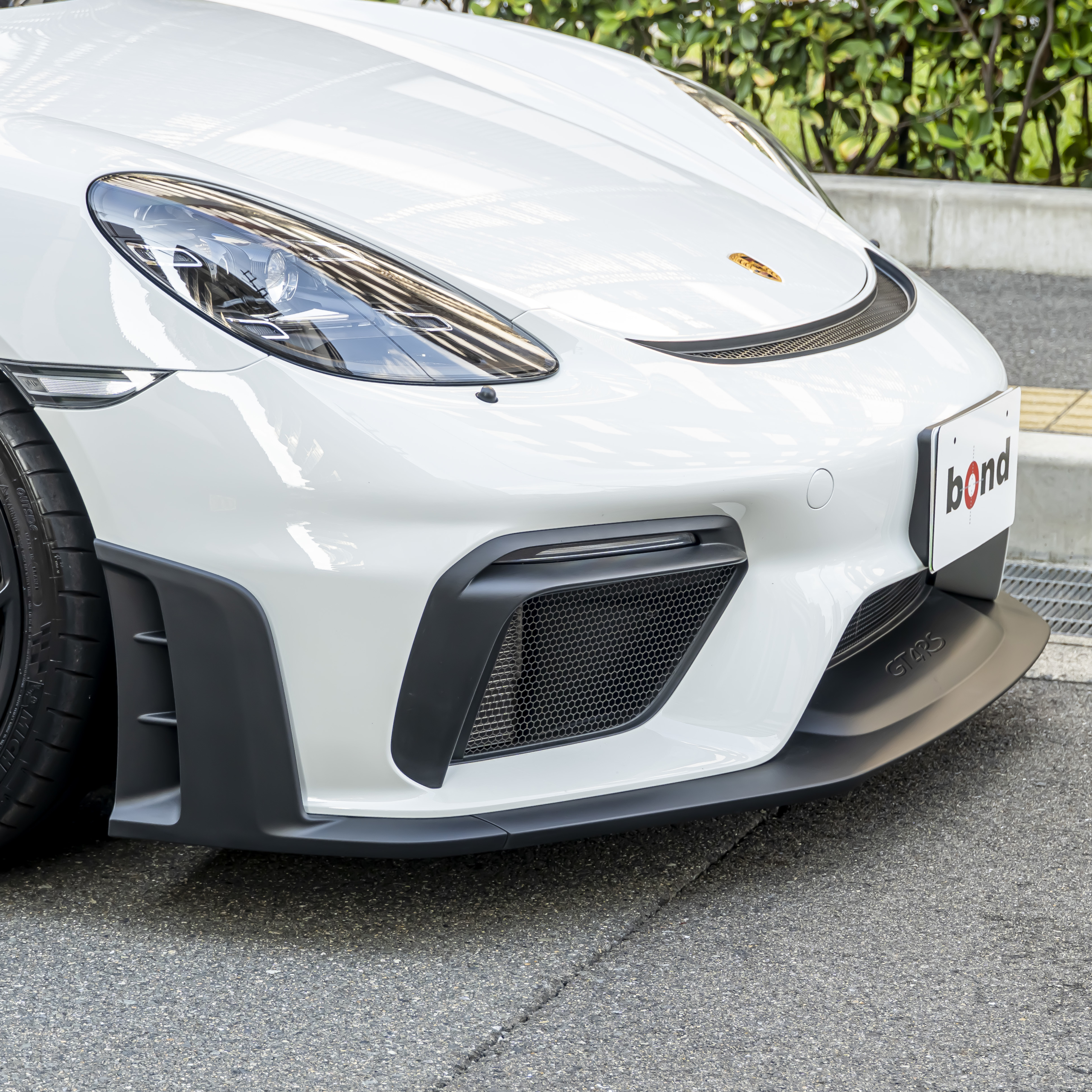 Porsche 718 Spiderをグレードアップ!! ボンド大阪