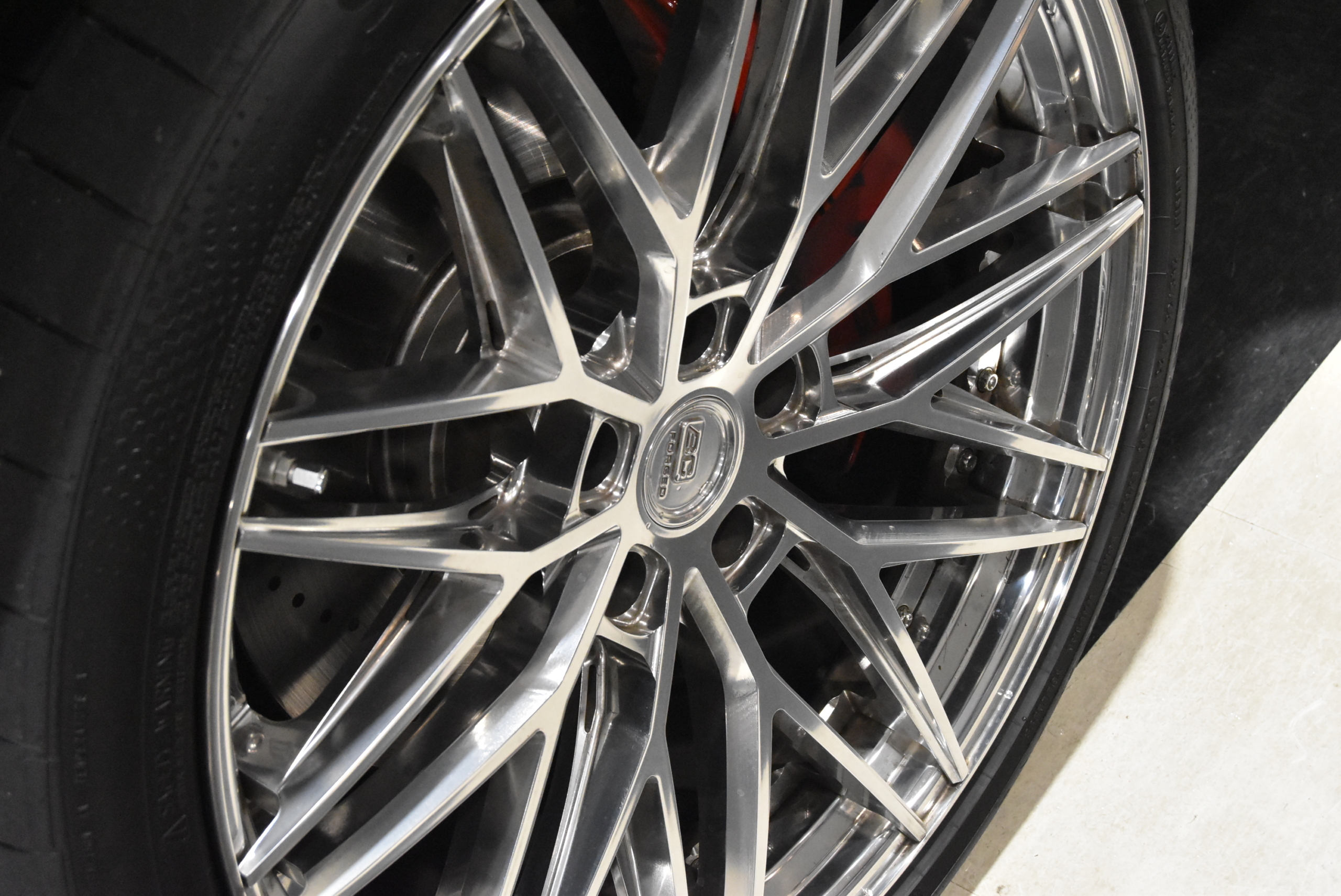 W465 G63 左H  トラバーチンベージュ/プラチナホワイトナッパレザー MANUFAKTUR Program Plus AMGナイトパッケージ BC FORGED 23インチホイール BRABUSフロントリップ  各部ラッピング  IIDローダウンサス  IID電動サイドステップ レーダー＆ドライブレコーダー