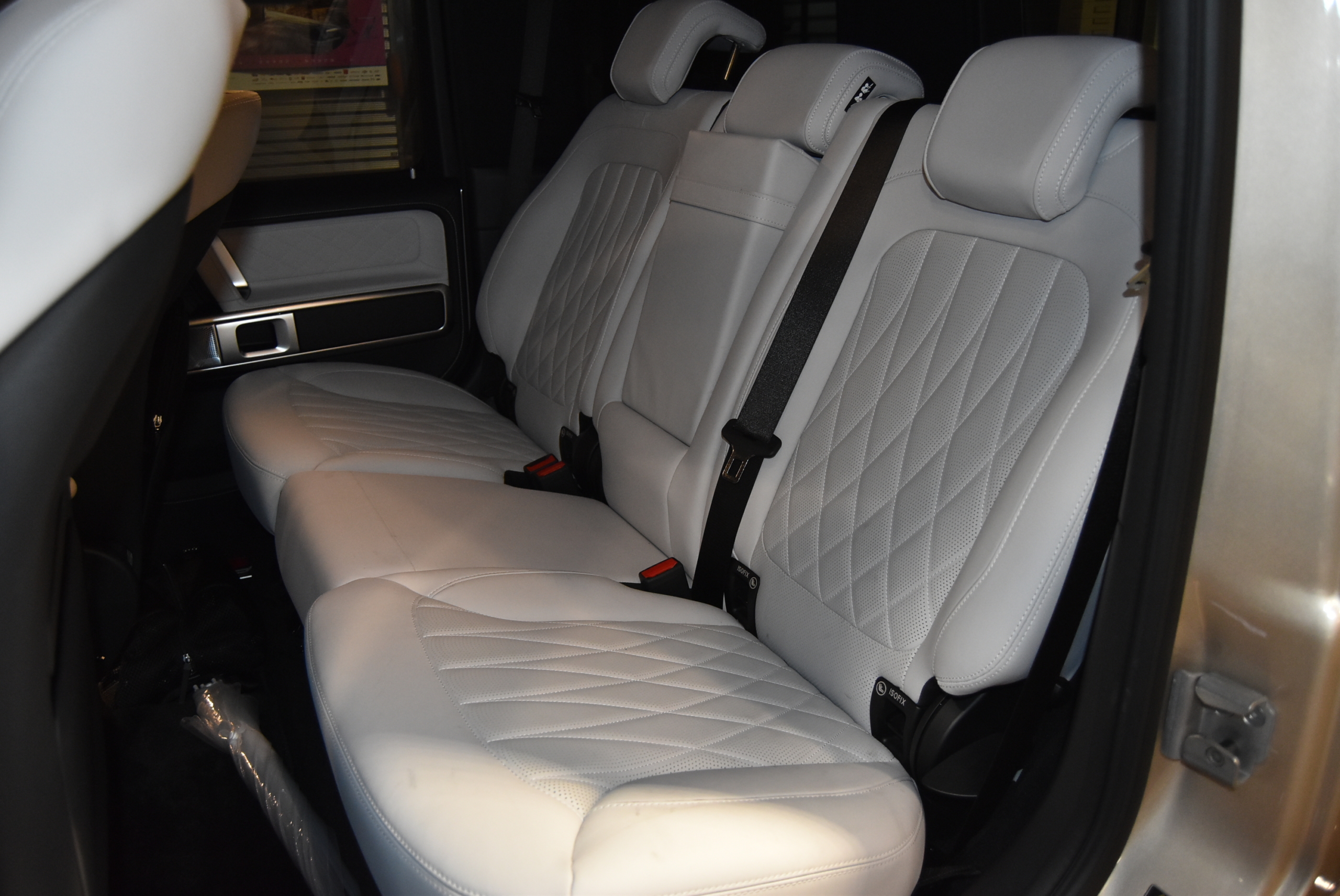W465 G63 左H  トラバーチンベージュ/プラチナホワイトナッパレザー MANUFAKTUR Program Plus AMGナイトパッケージ BC FORGED 23インチホイール BRABUSフロントリップ  各部ラッピング  IIDローダウンサス  IID電動サイドステップ レーダー＆ドライブレコーダー