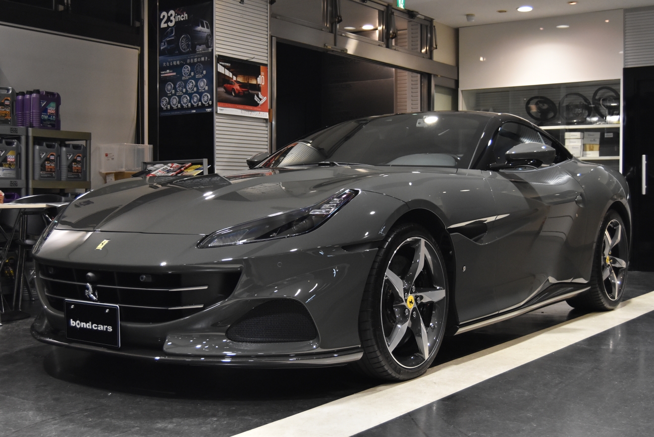 フェラーリ ポルトフィーノM グリジオテレス 左ハンドル 低走行 V8ターボ ブルー内装 新着入庫車両 ボンド大阪 ボンドカーズ
