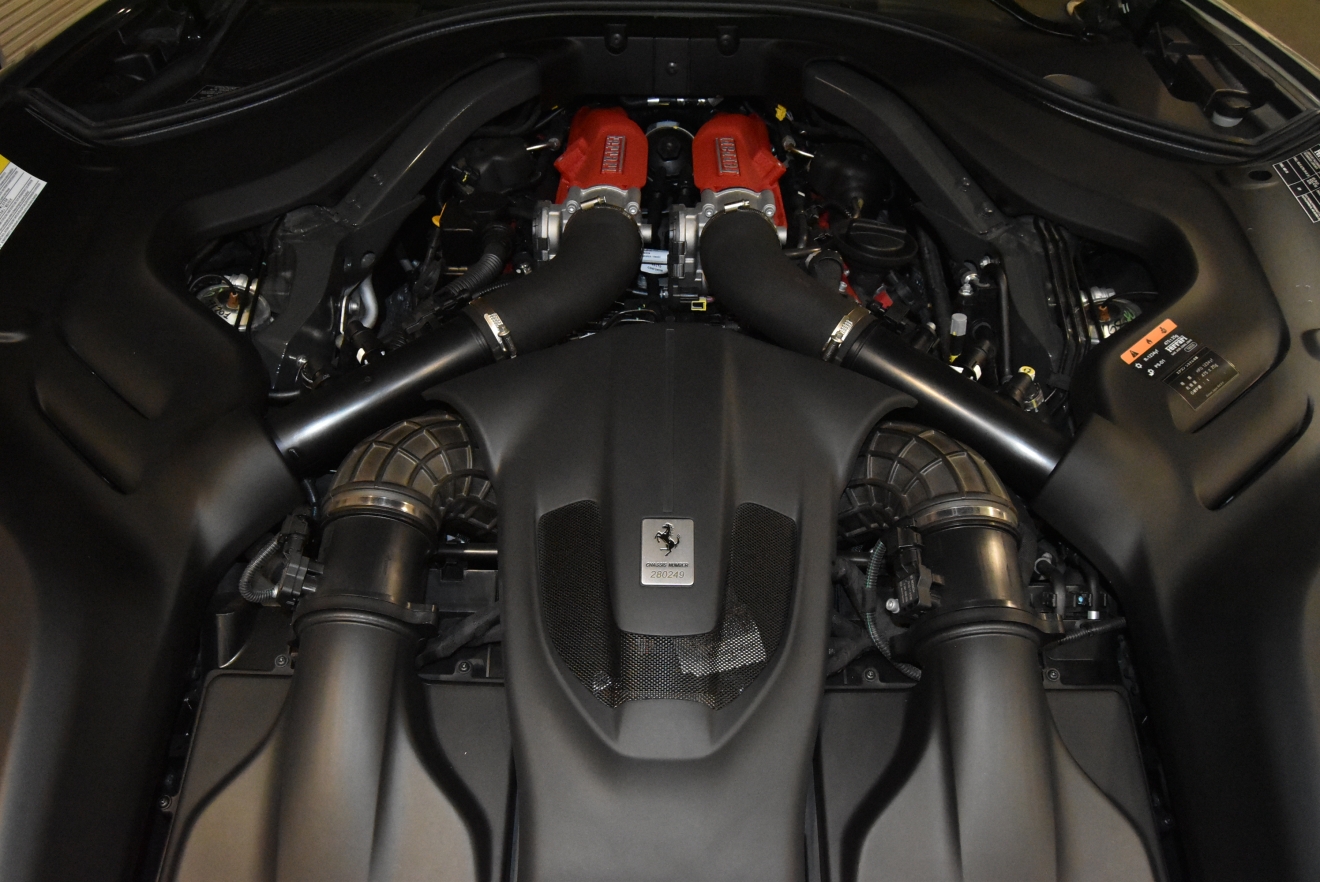 フェラーリ ポルトフィーノM グリジオテレス 左ハンドル 低走行 V8ターボ ブルー内装 新着入庫車両 ボンド大阪 ボンドカーズ