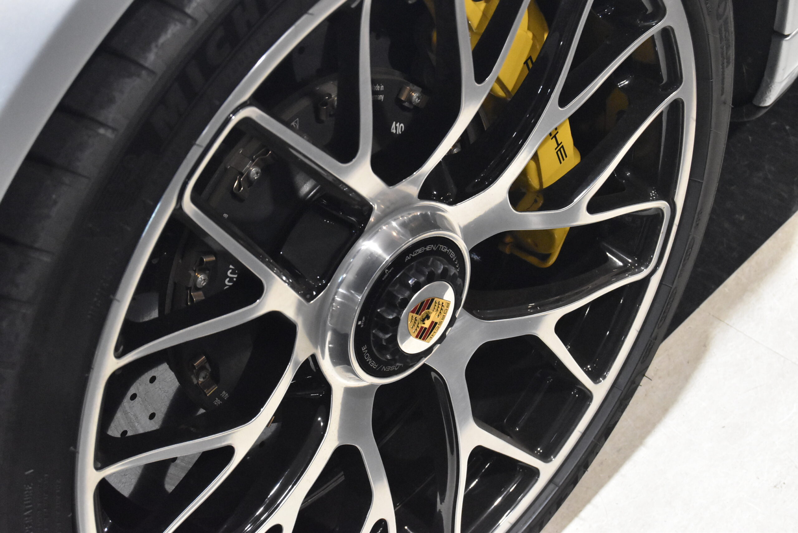991.1 TURBO S PDLS+ スライディングサンルーフ エントリー&ドライブ ブラウンインテリア カーボンインテリア スポーツステアリング カロッツェリアナビ